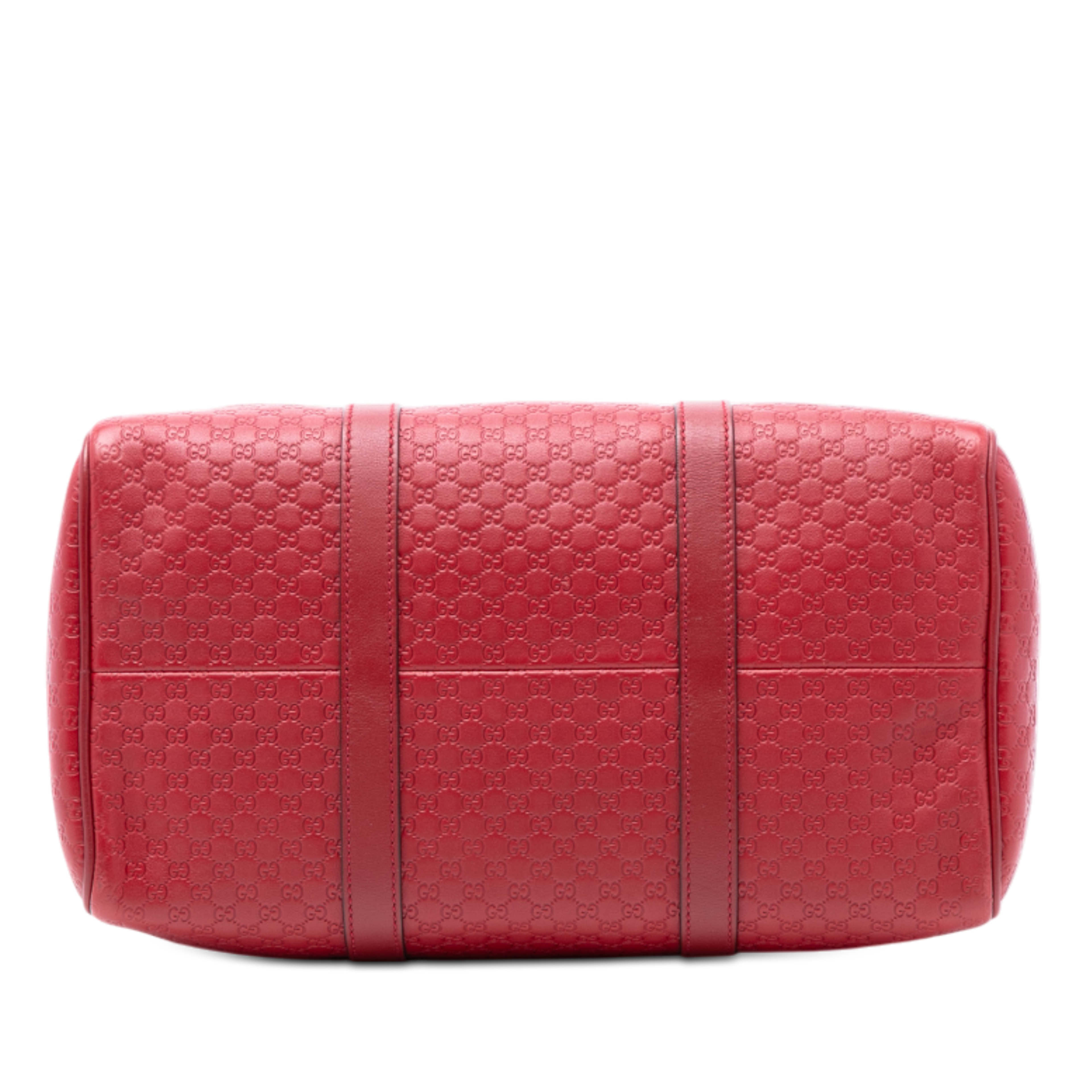 Gucci Medium Microguccissima Satchel, från Luxclusif, i färgen red. Klicka för att öppna bilden i stort format