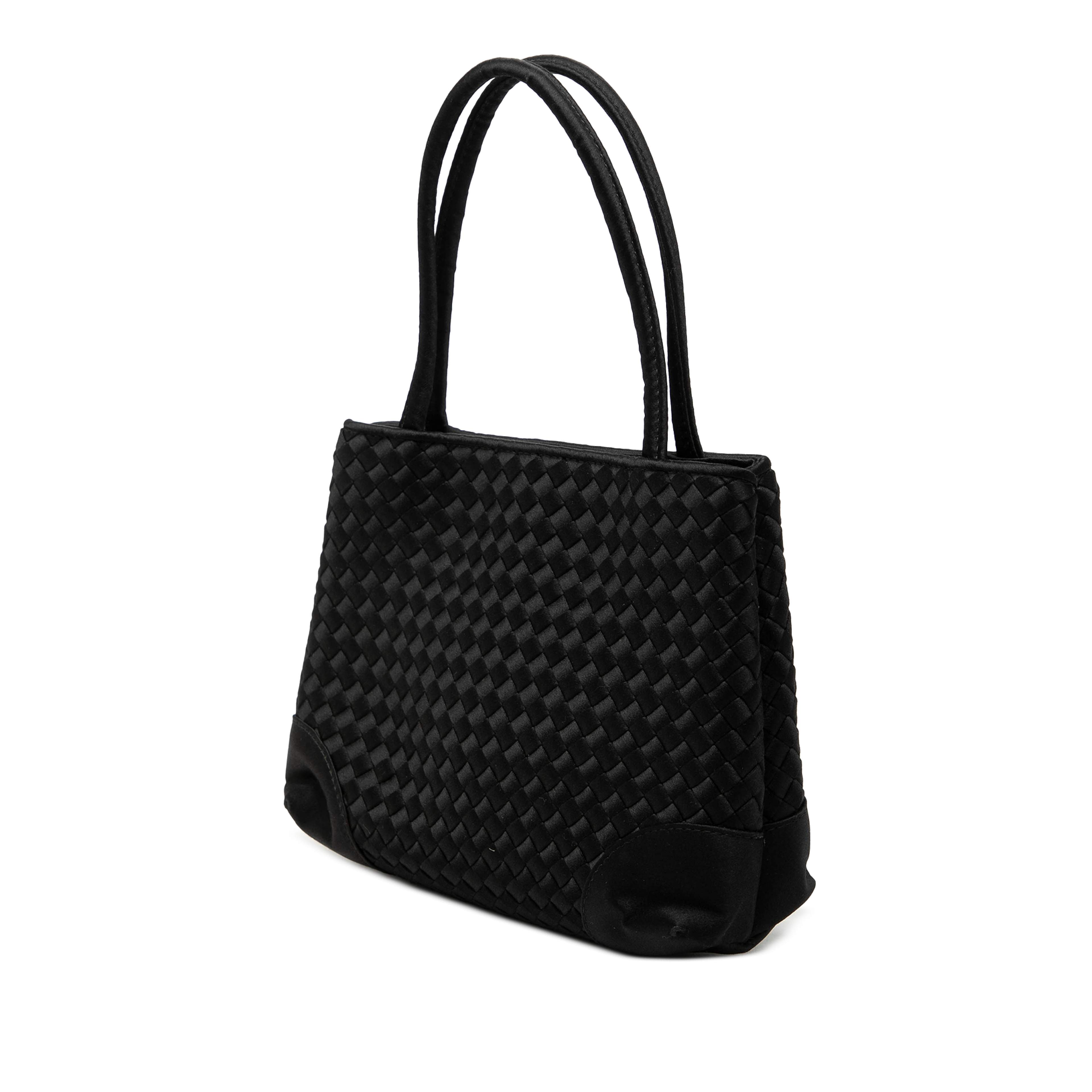 Bottega Veneta Mini Satin Intrecciato Tote, från Luxclusif, i färgen black. Klicka för att öppna bilden i stort format