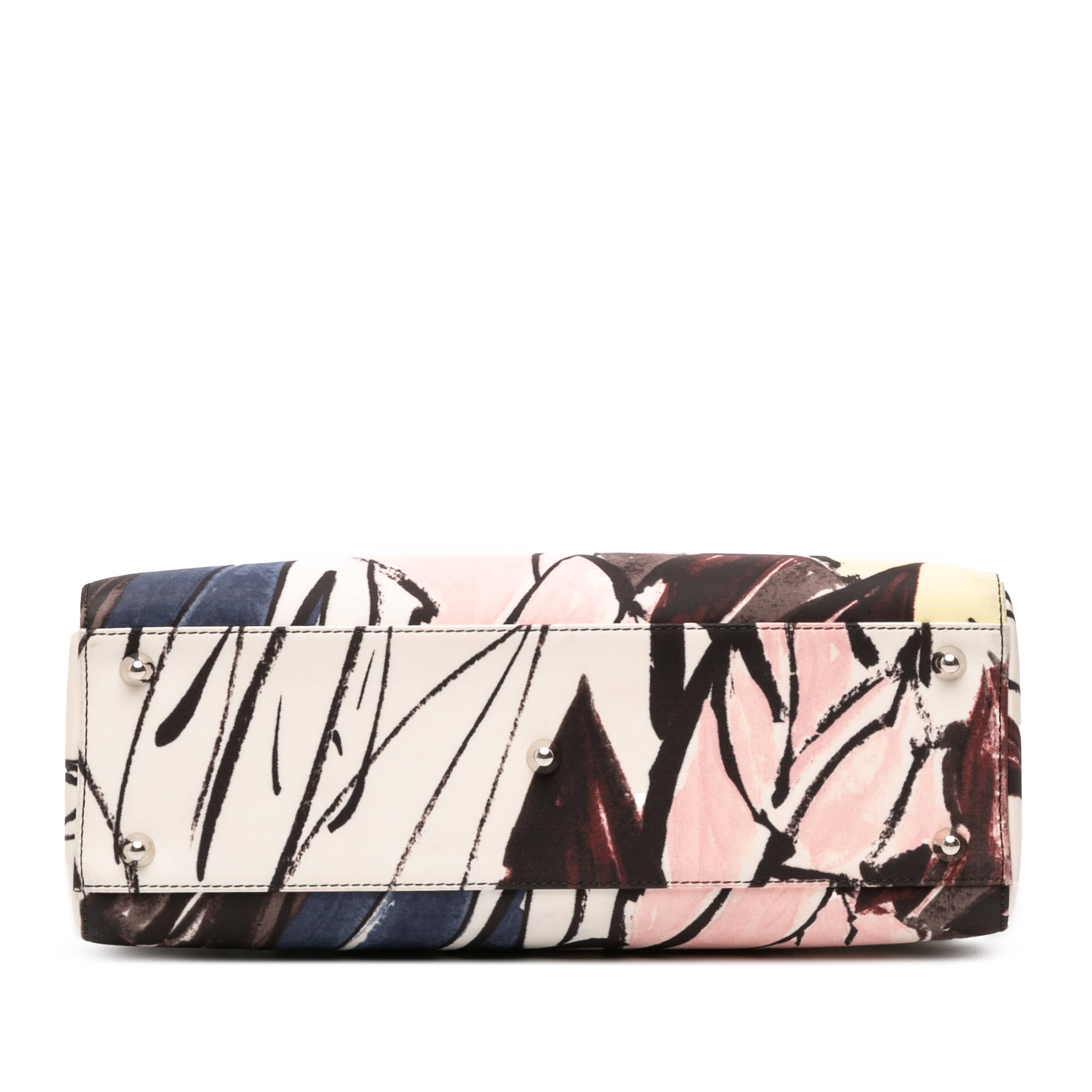 Dior Large Canvas Floral Graffiti Lady D Lite, från Luxclusif, i färgen flerfärgad. Klicka för att öppna bilden i stort format