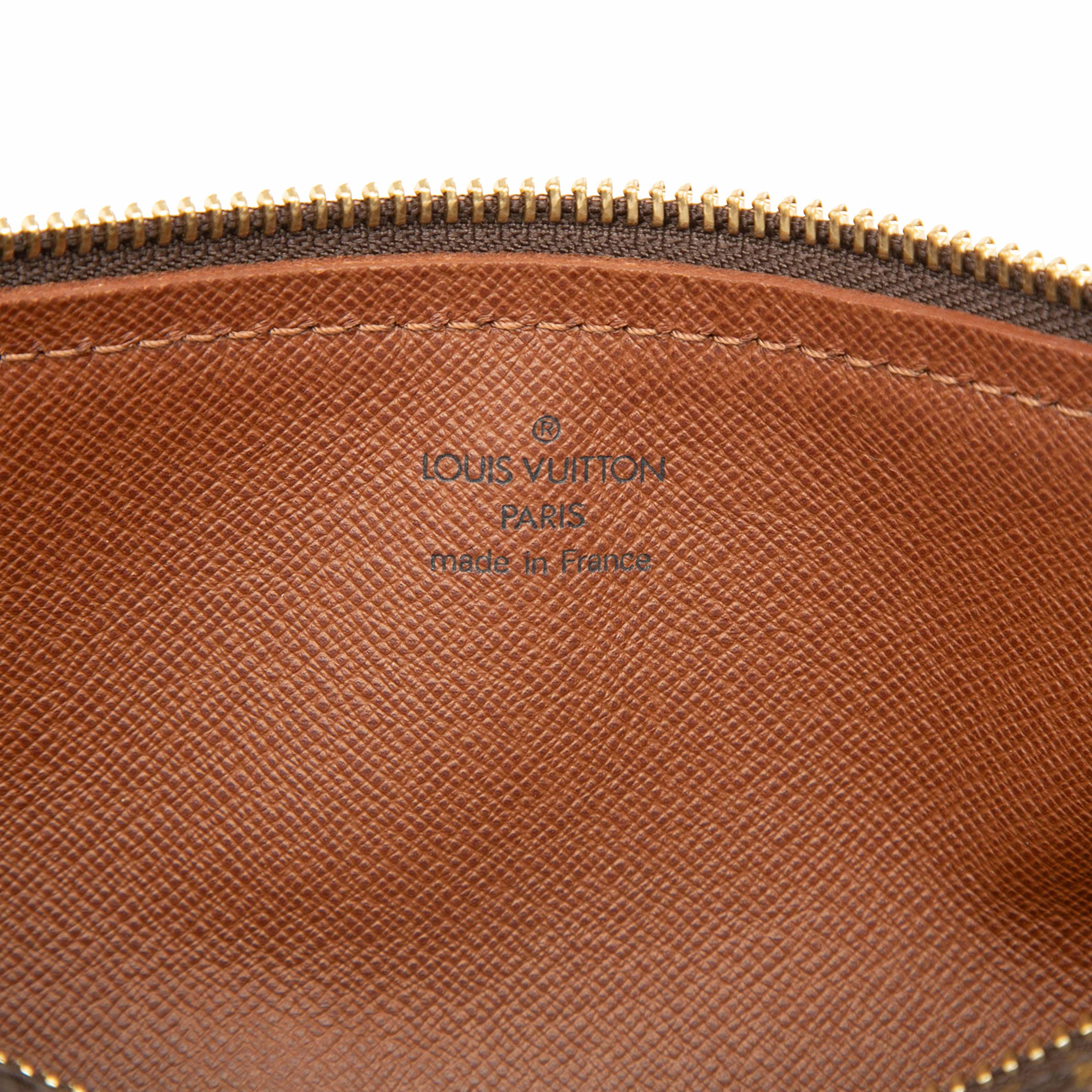 Louis Vuitton Monogram Papillon 28, från Luxclusif, i färgen brown. Klicka för att öppna bilden i stort format