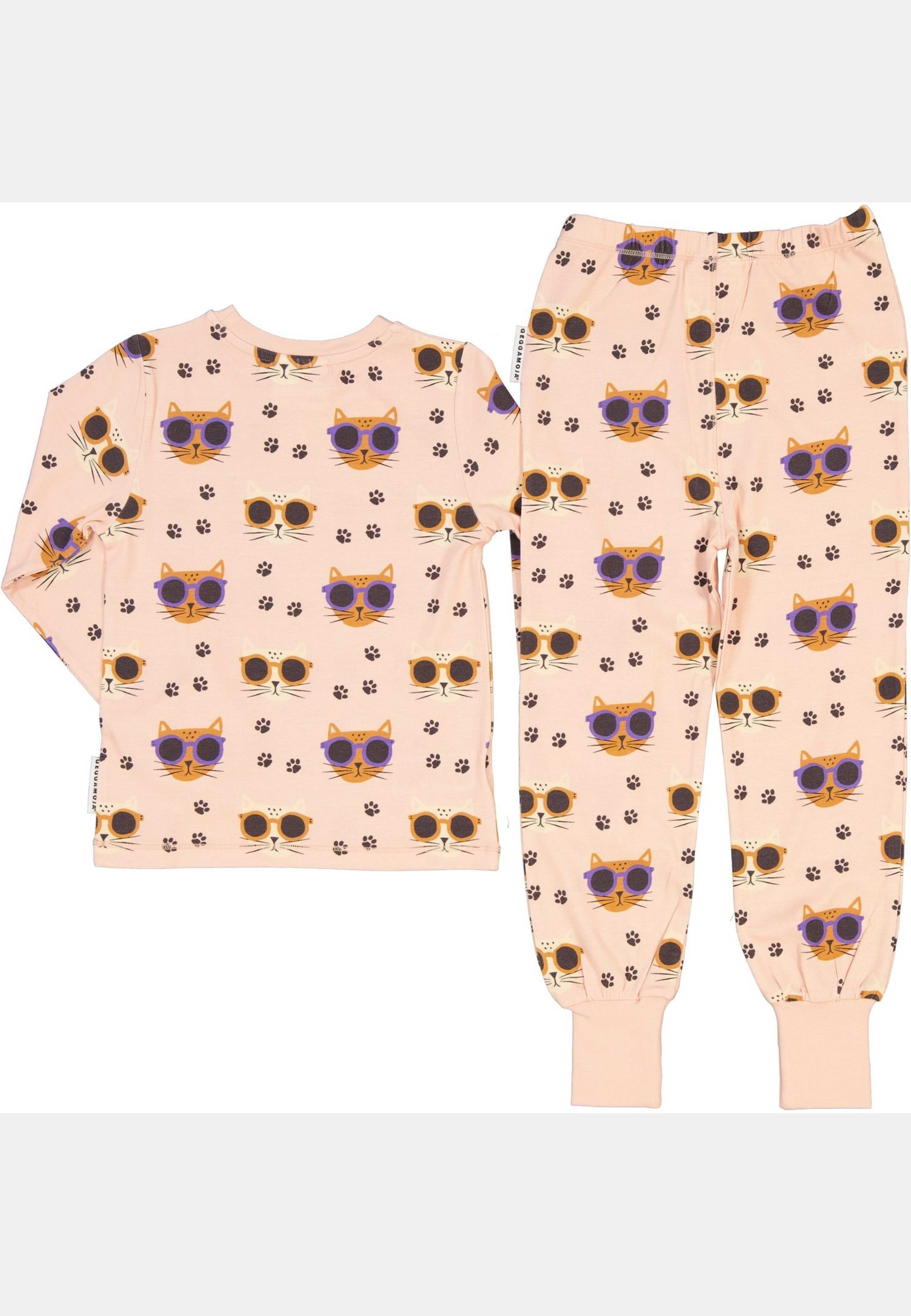 Pyjamas Tvådelad Bambu, från Geggamoja, i färgen rosa. Klicka för att öppna bilden i stort format