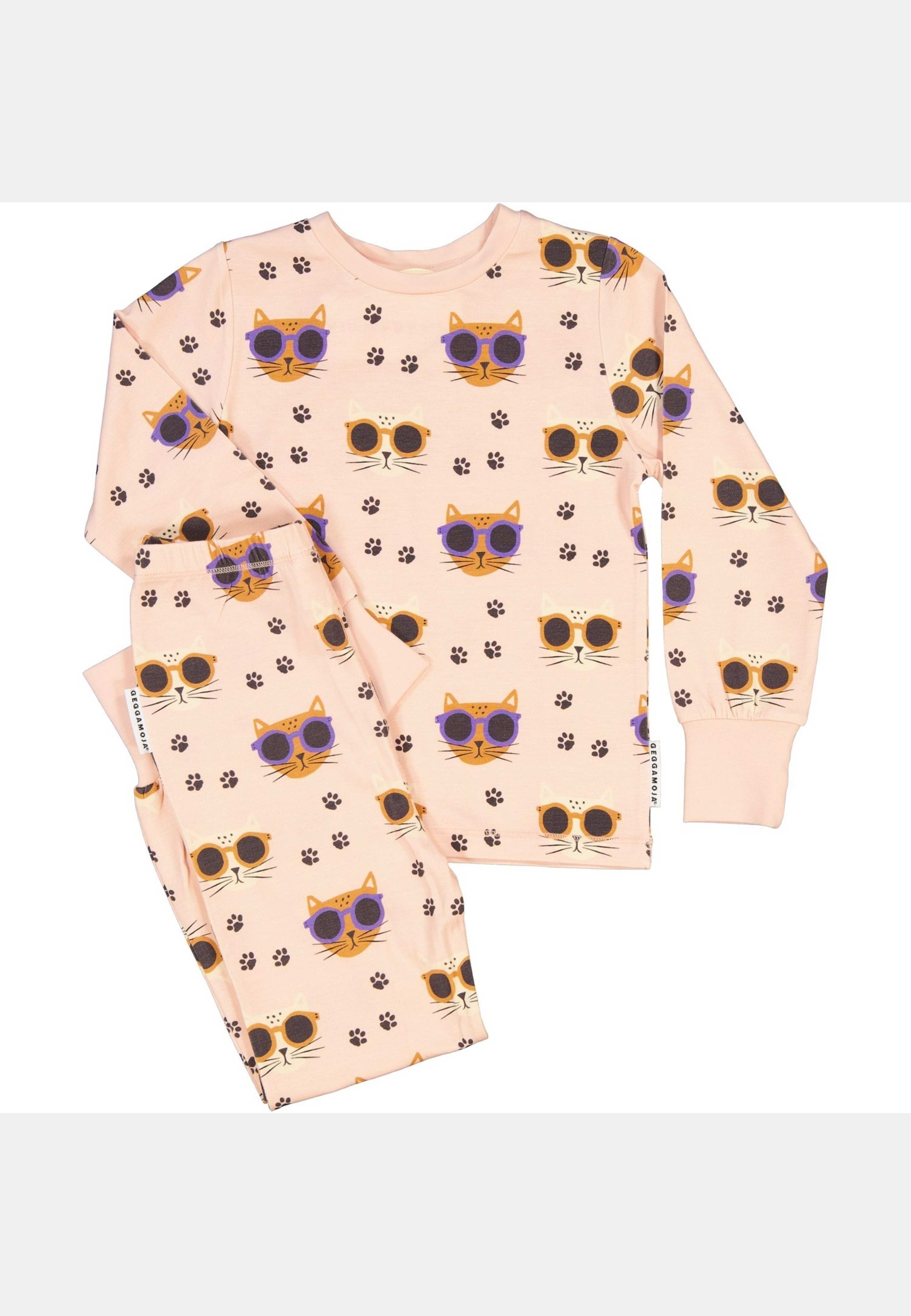 Pyjamas Tvådelad Bambu, från Geggamoja, i färgen rosa. Klicka för att öppna bilden i stort format