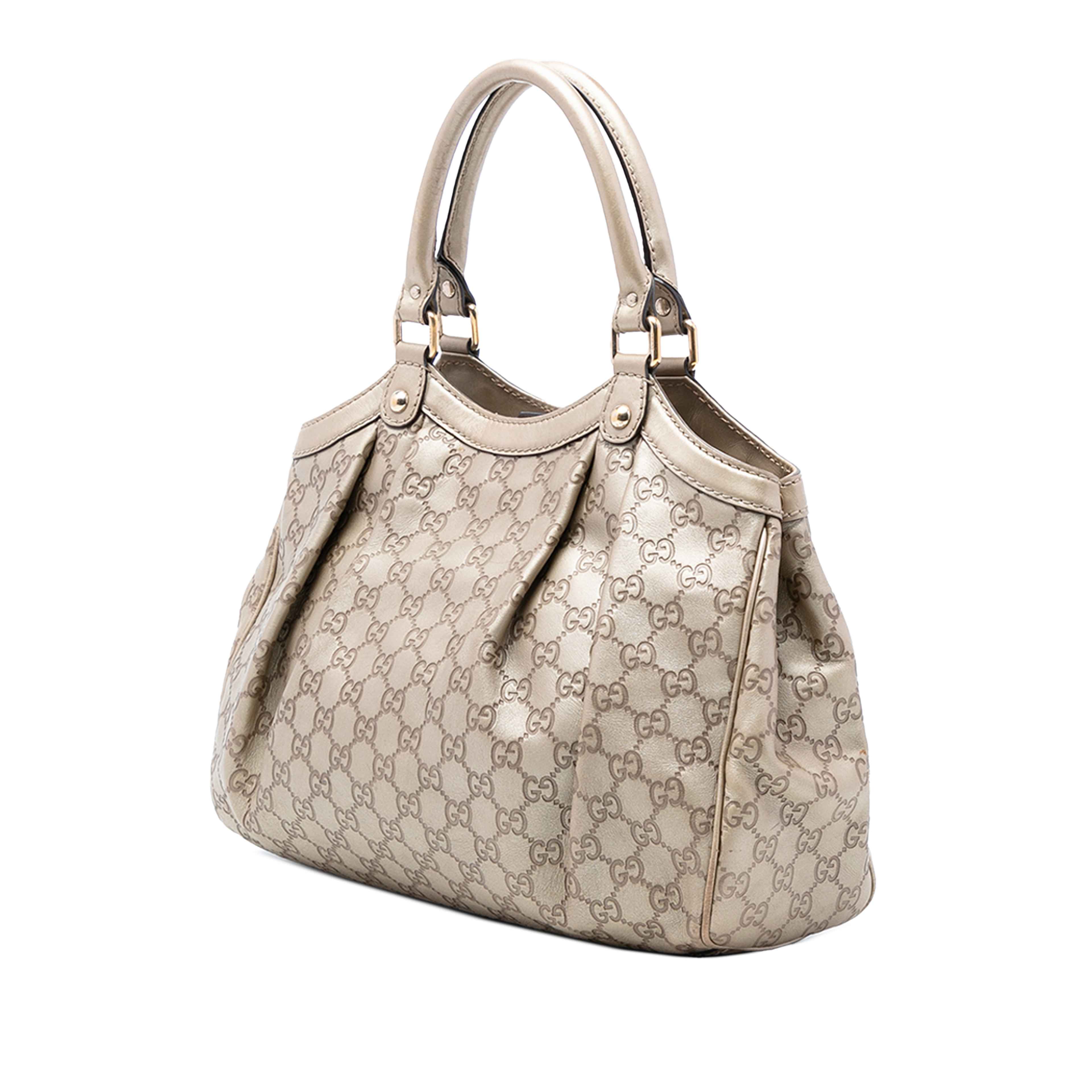 Gucci Medium Guccissima Sukey Tote, från Luxclusif, i färgen light gold. Klicka för att öppna bilden i stort format