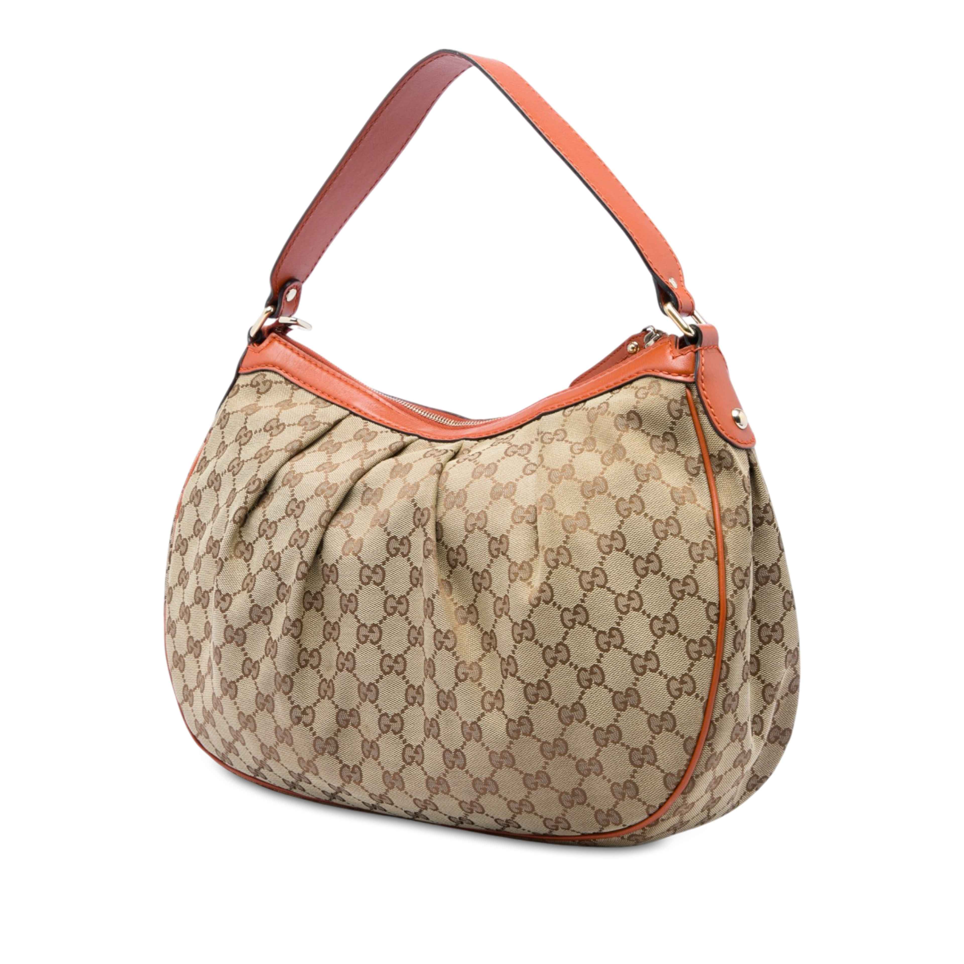Gucci Gg Canvas Sukey Shoulder Bag, från Luxclusif, i färgen orange. Klicka för att öppna bilden i stort format