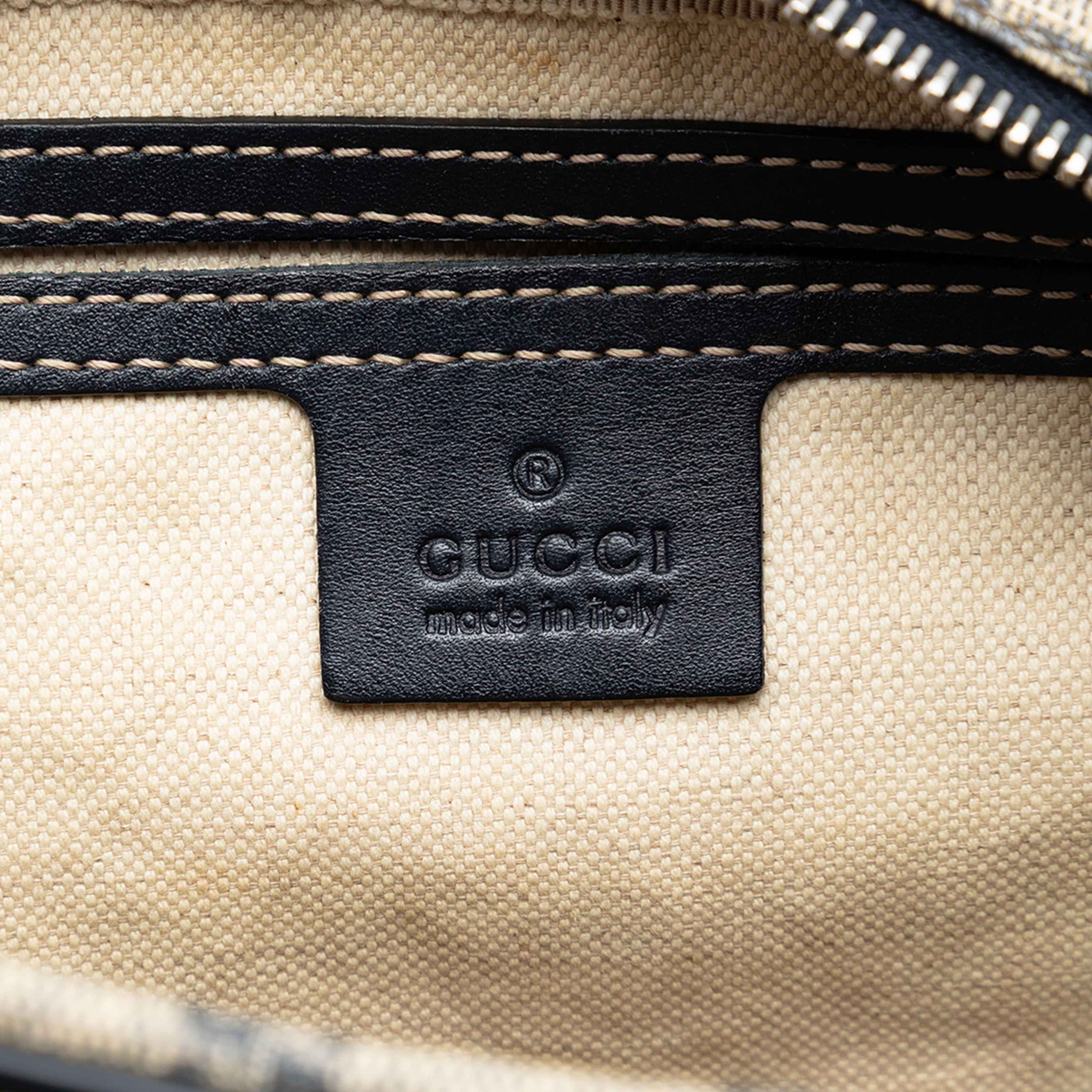 Gucci Gg Supreme Crossbody, från Luxclusif, i färgen beige. Klicka för att öppna bilden i stort format