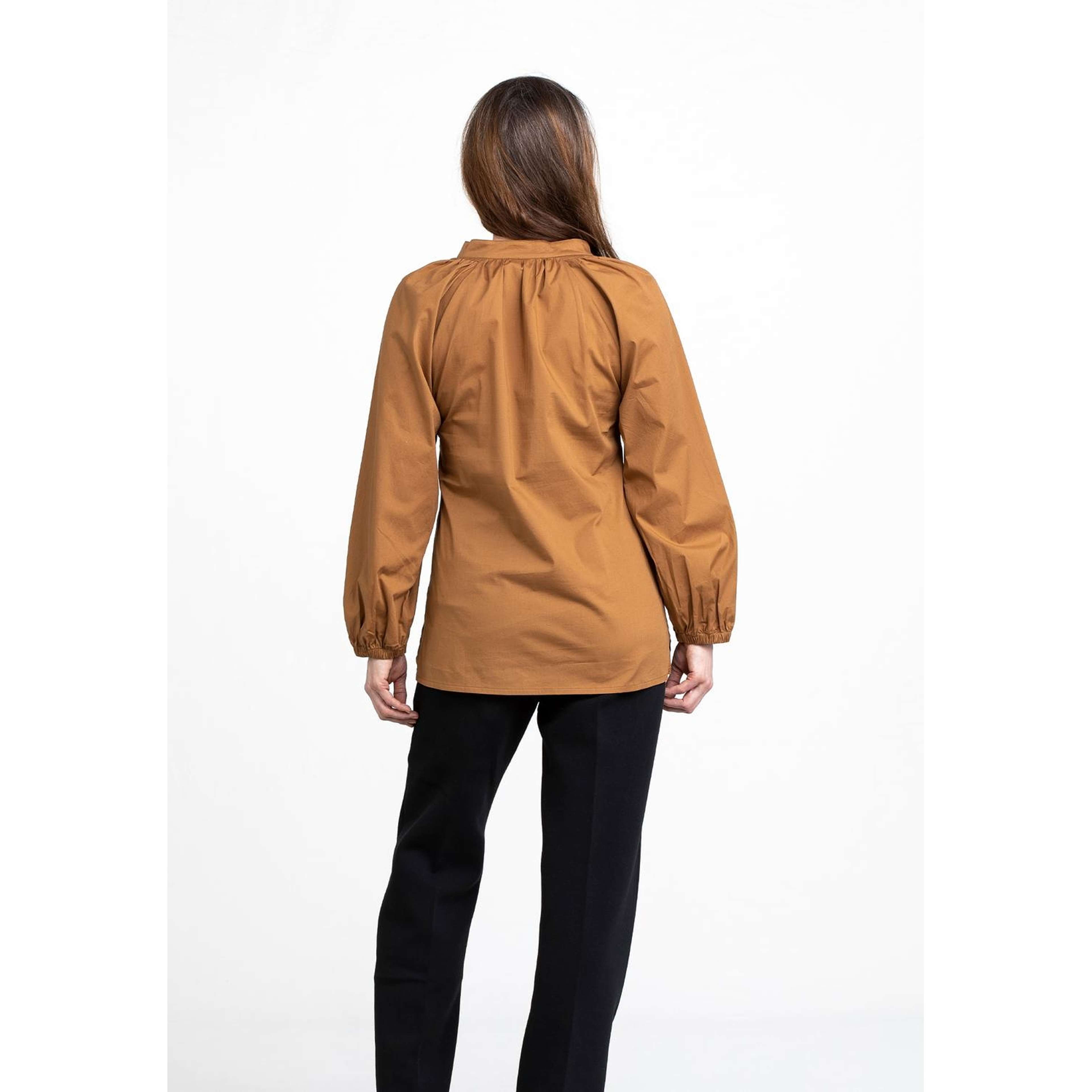 Amanda Blouse