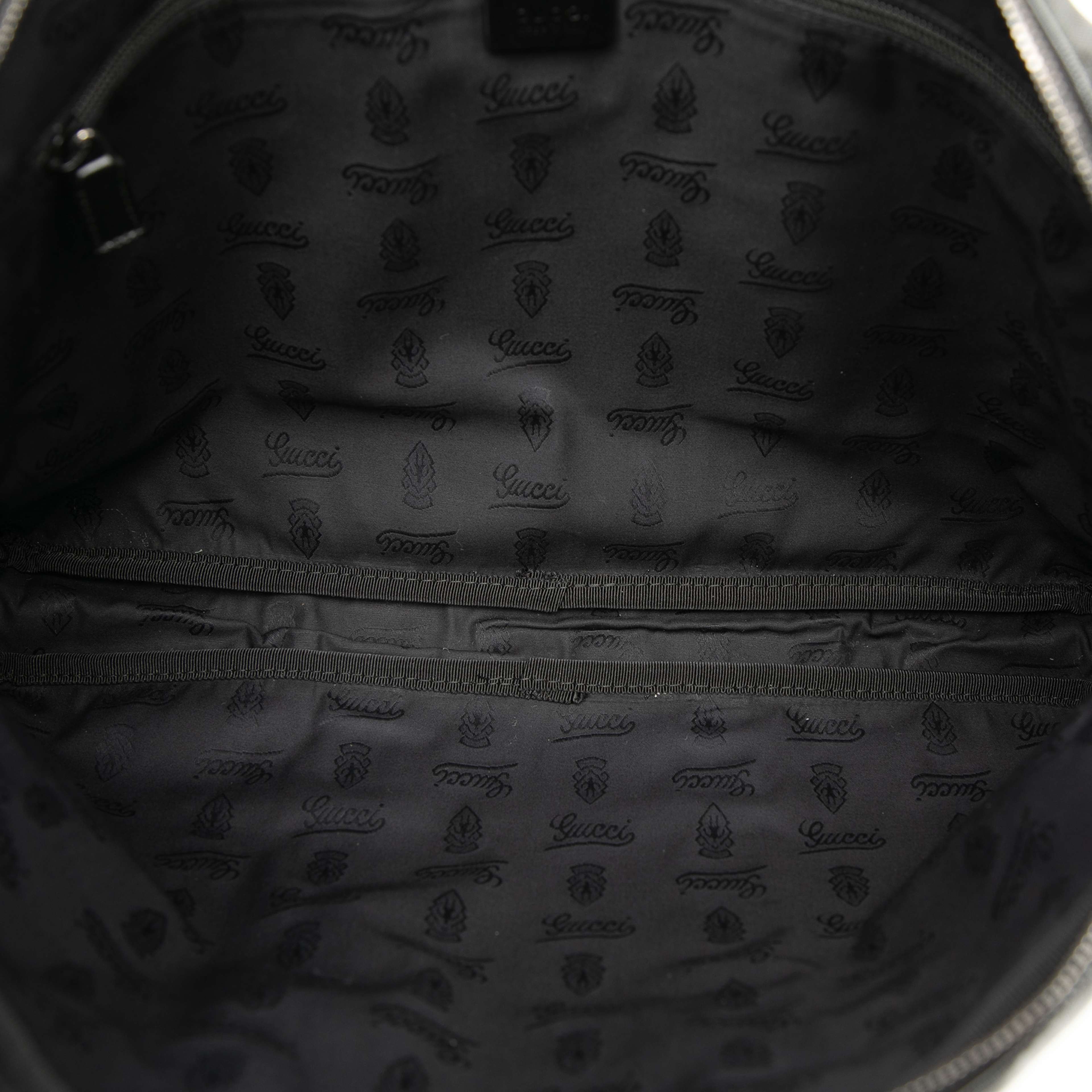 Gucci Gg Imprime Business Bag, från Luxclusif, i färgen black. Klicka för att öppna bilden i stort format