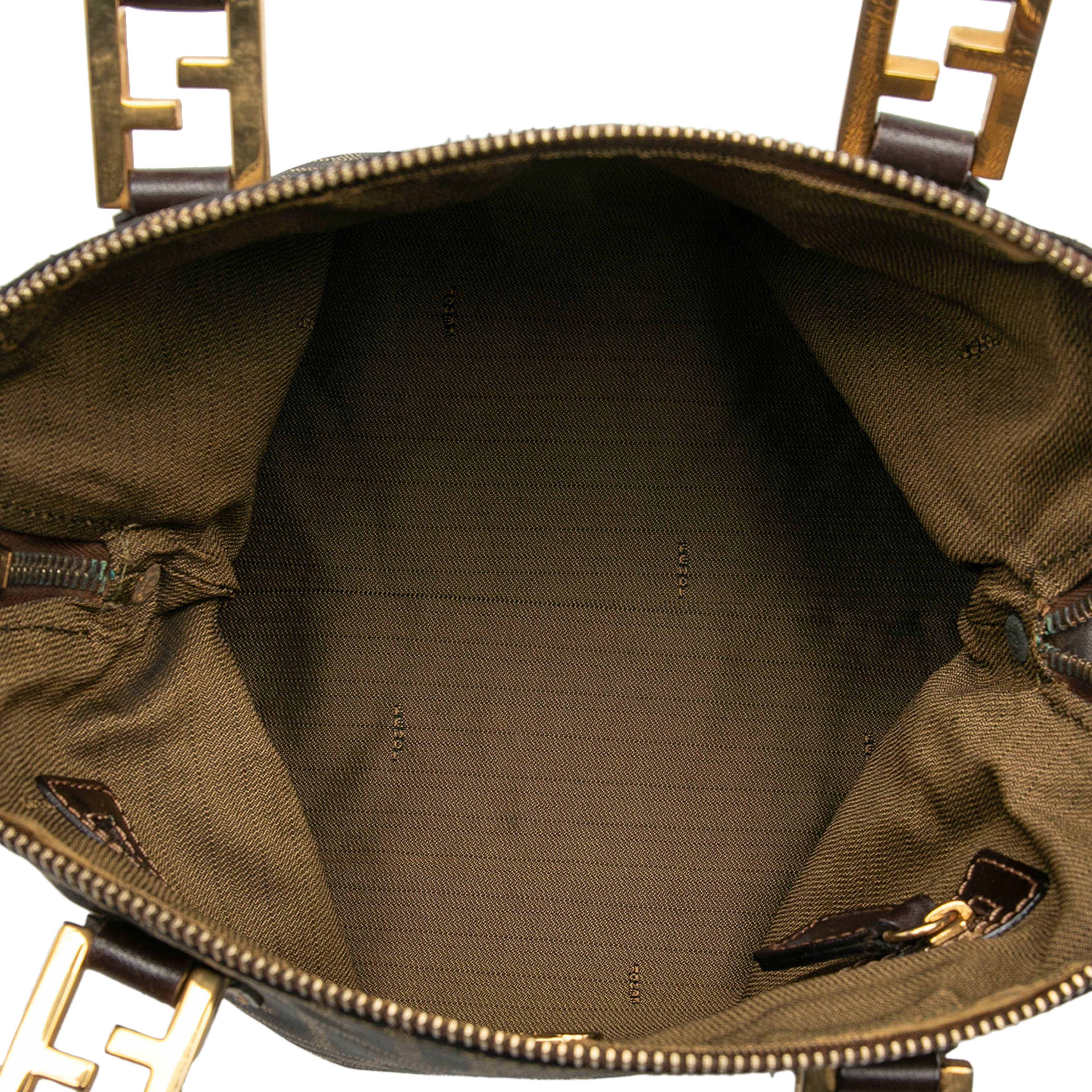 Fendi Zucca Canvas Satchel, från Luxclusif, i färgen brown. Klicka för att öppna bilden i stort format