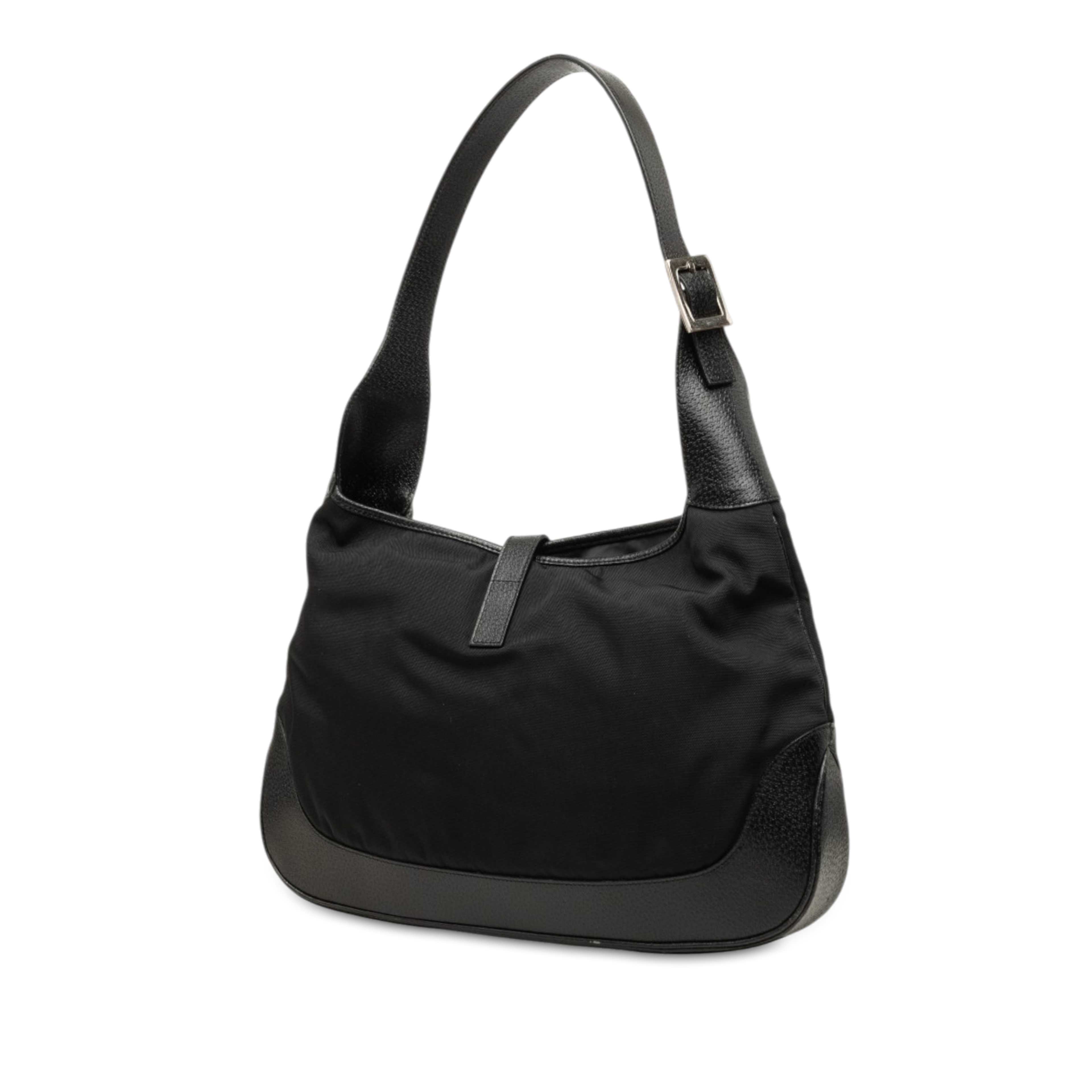 Gucci Nylon Jackie Shoulder Bag, från Luxclusif, i färgen svart. Klicka för att öppna bilden i stort format