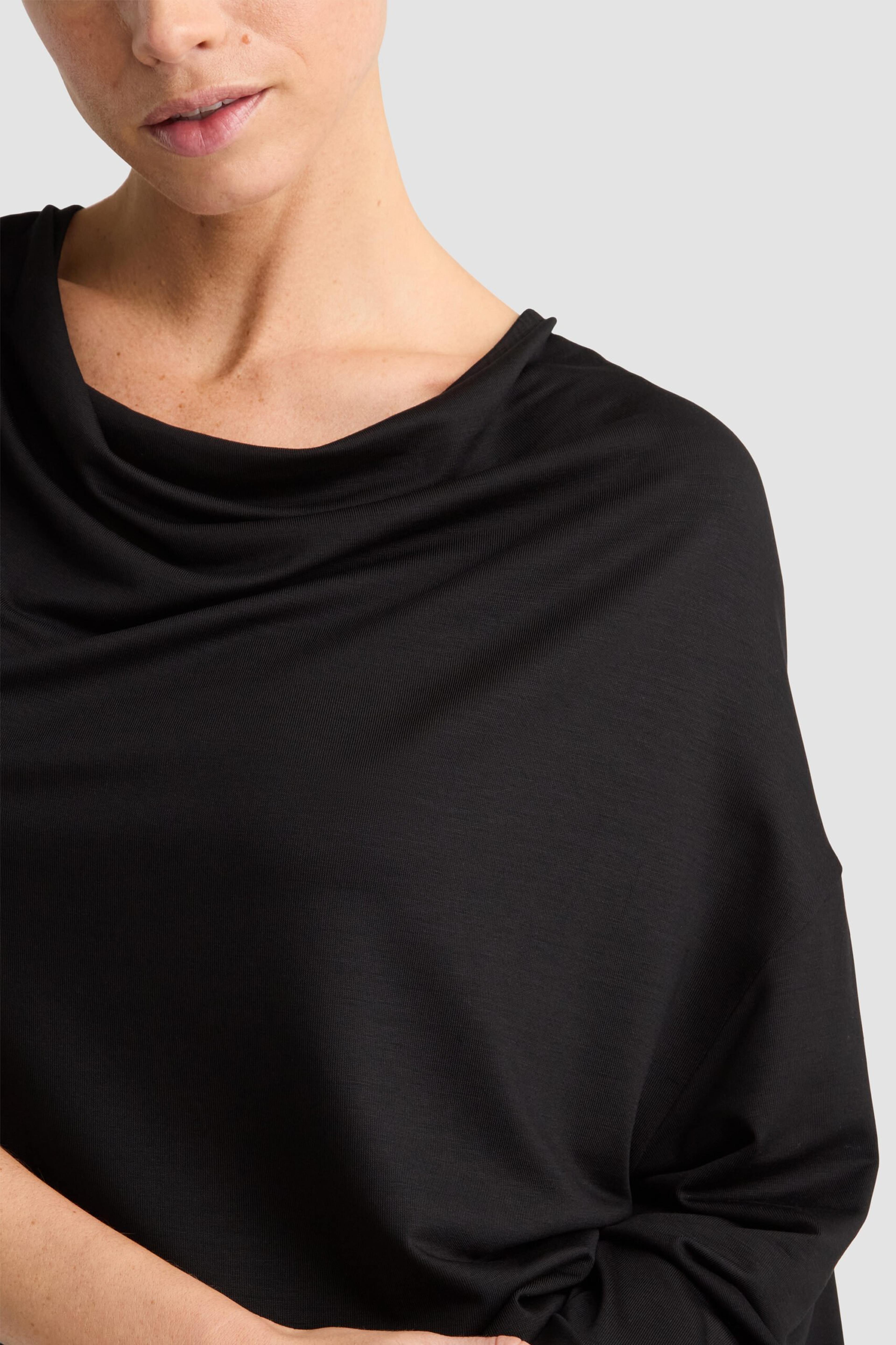 Gini Dress - Black, från Residus, i färgen black. Klicka för att öppna bilden i stort format