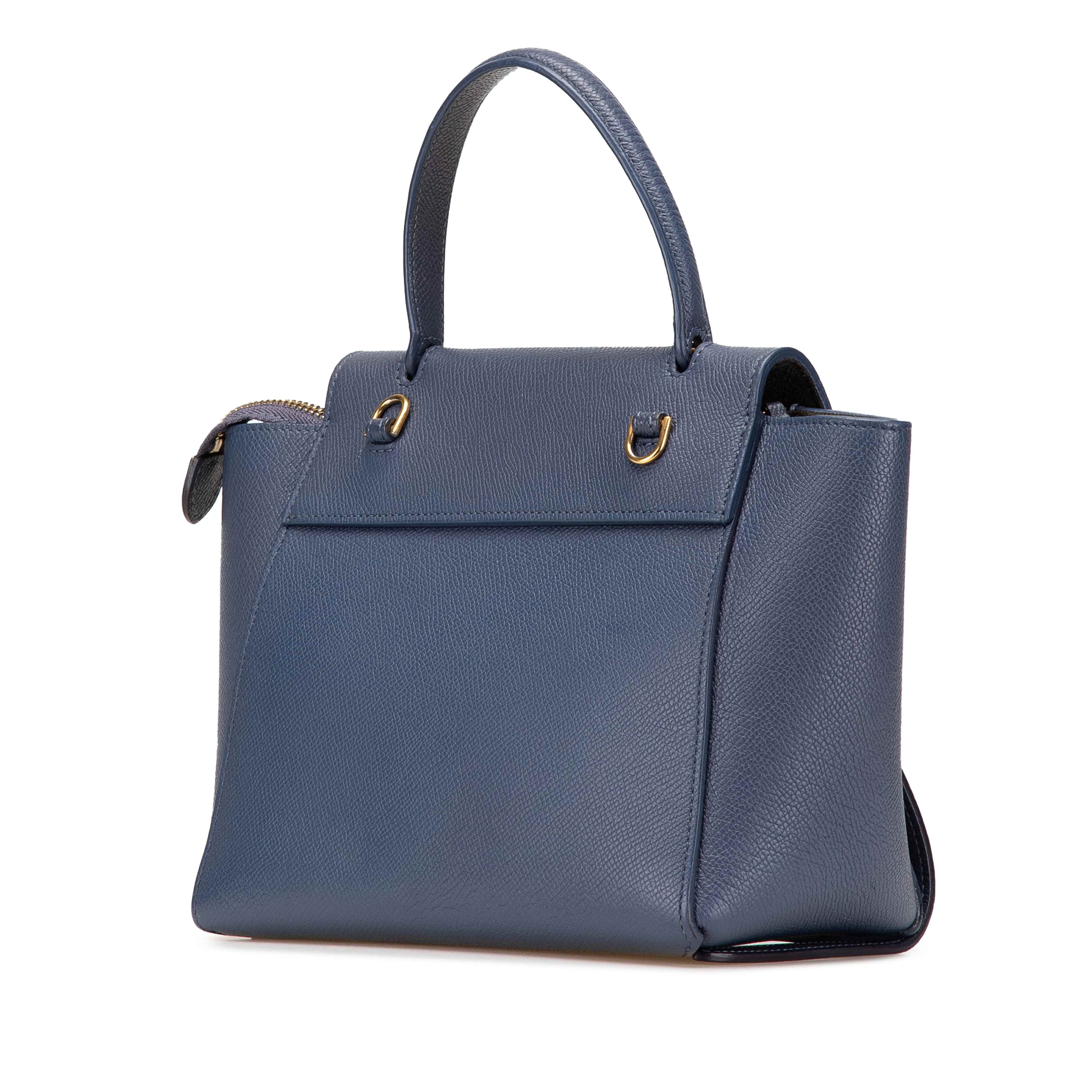 Celine Nano Grained Calfskin Belt Bag, från Luxclusif, i färgen blue. Klicka för att öppna bilden i stort format