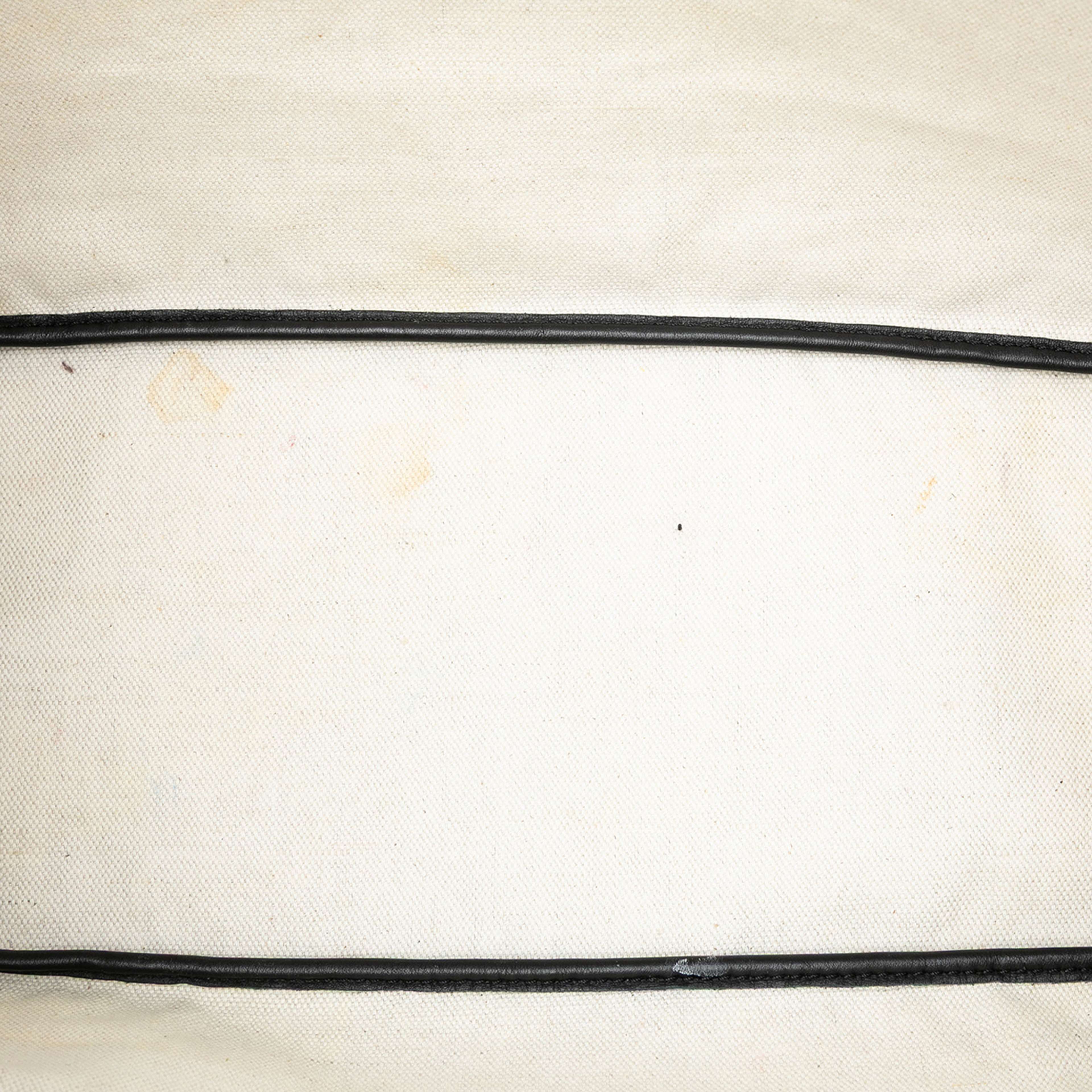 Goyard Goyardine Saint Louis Pm, från Luxclusif, i färgen black. Klicka för att öppna bilden i stort format