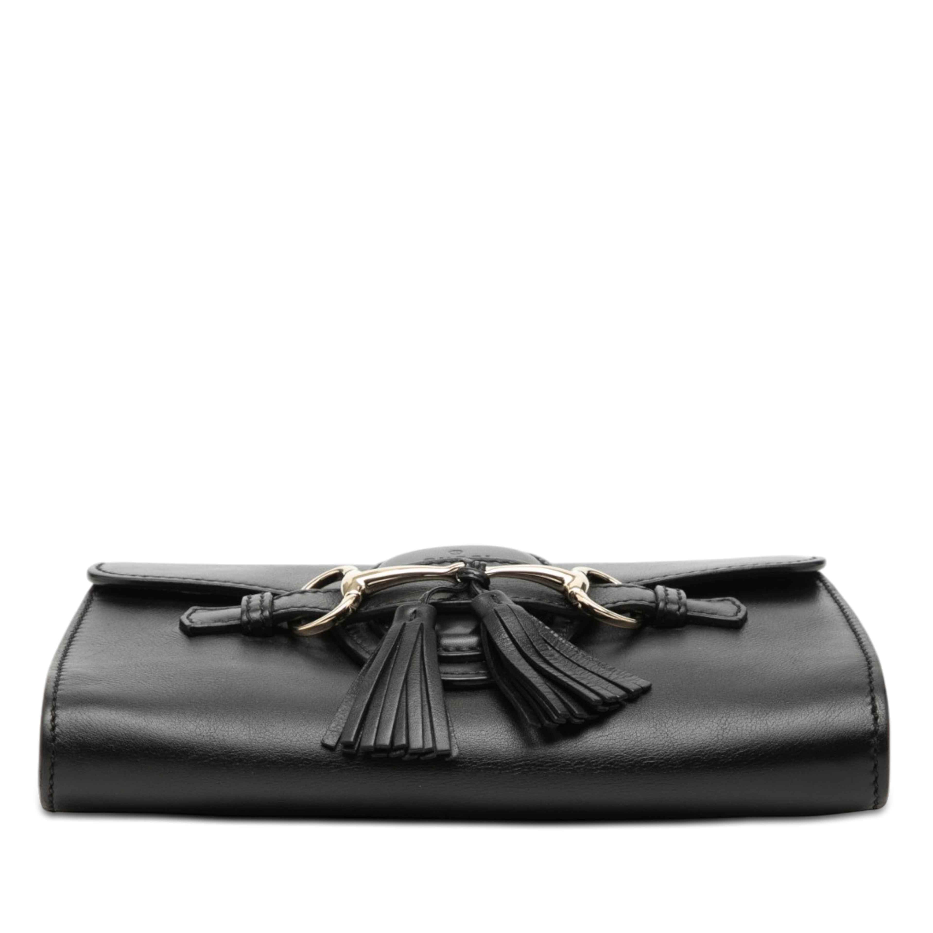 Gucci Small Leather Emily Shoulder Bag, från Luxclusif, i färgen black. Klicka för att öppna bilden i stort format