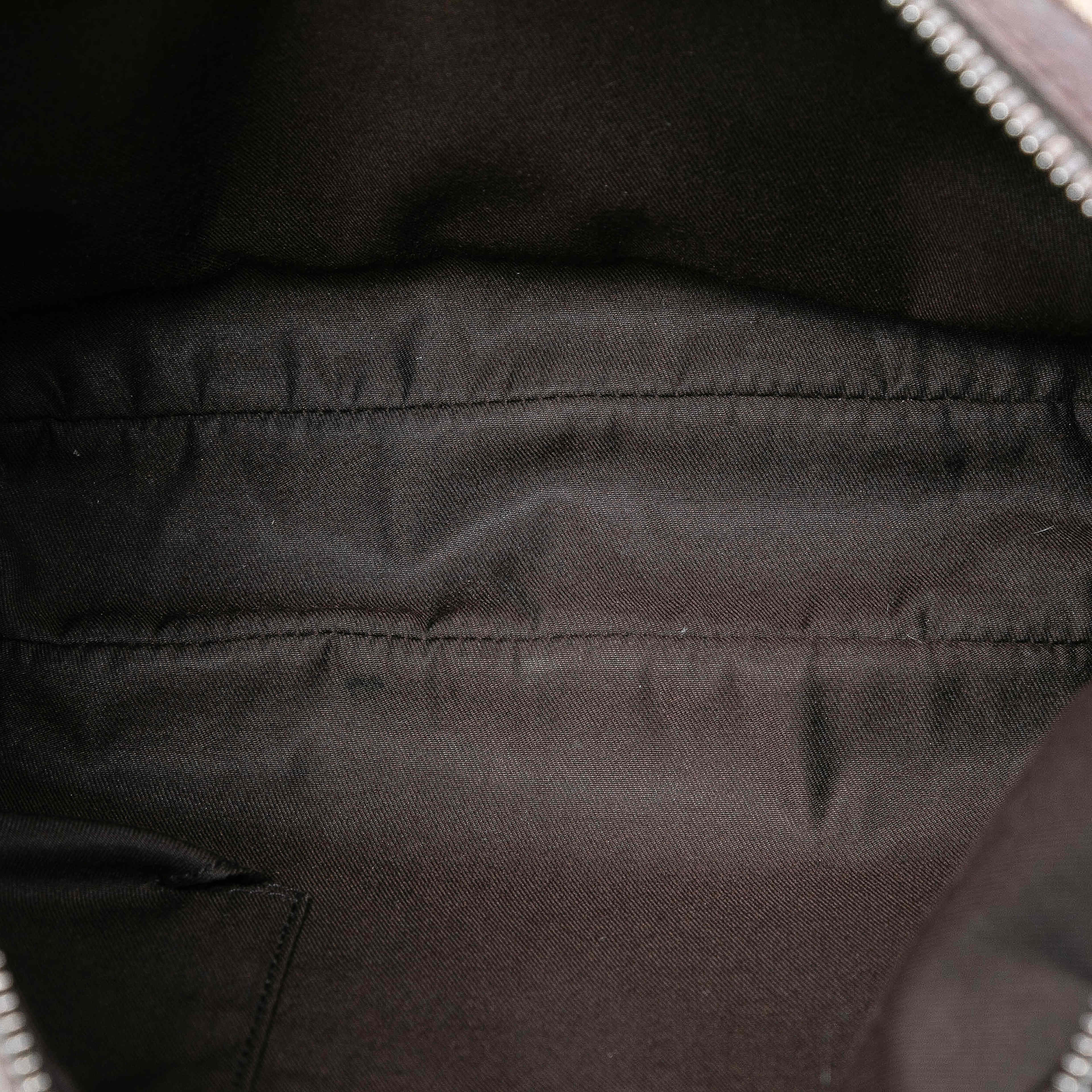 Gucci Gg Canvas Crossbody, från Luxclusif, i färgen beige. Klicka för att öppna bilden i stort format