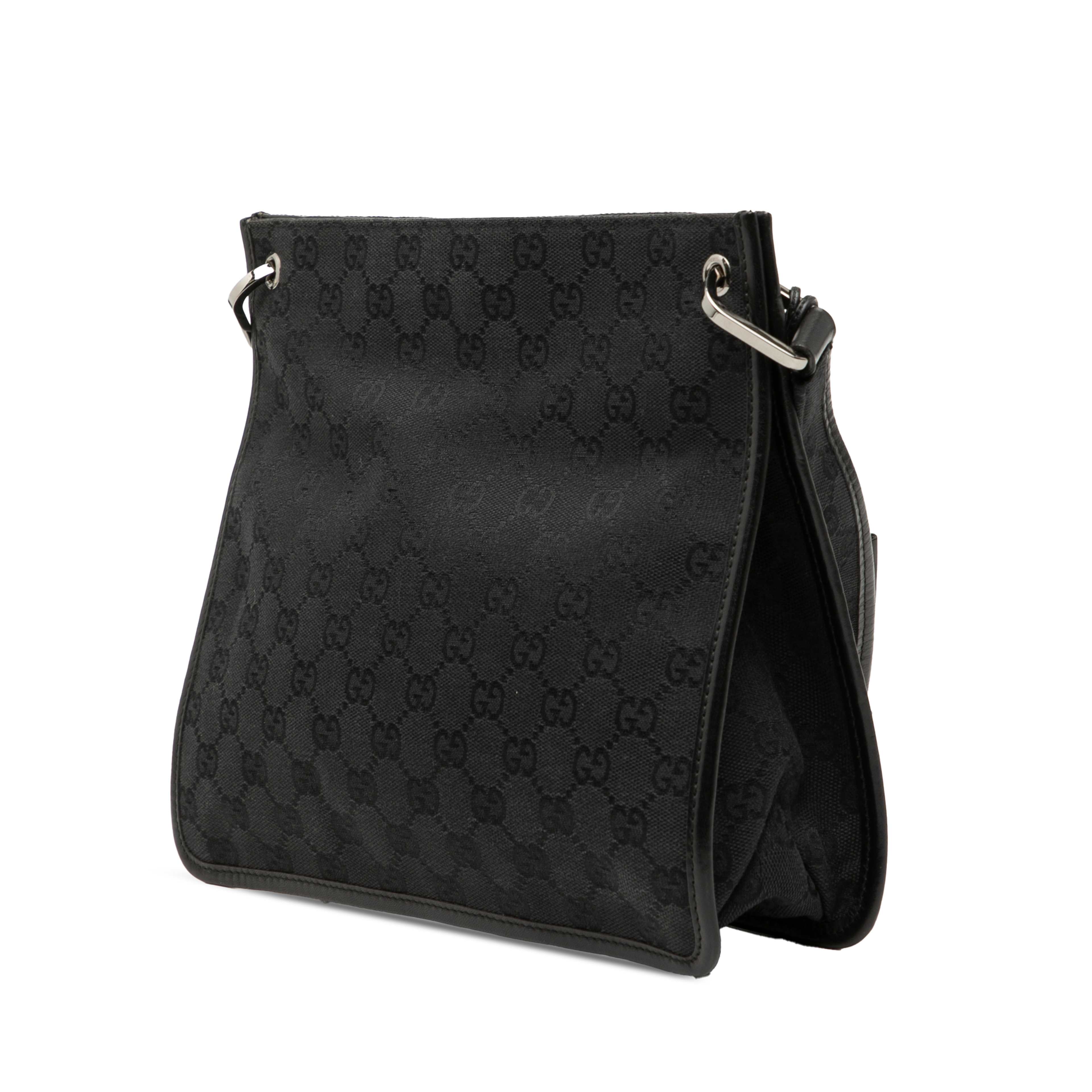 Gucci Gg Canvas Crossbody, från Luxclusif, i färgen black. Klicka för att öppna bilden i stort format