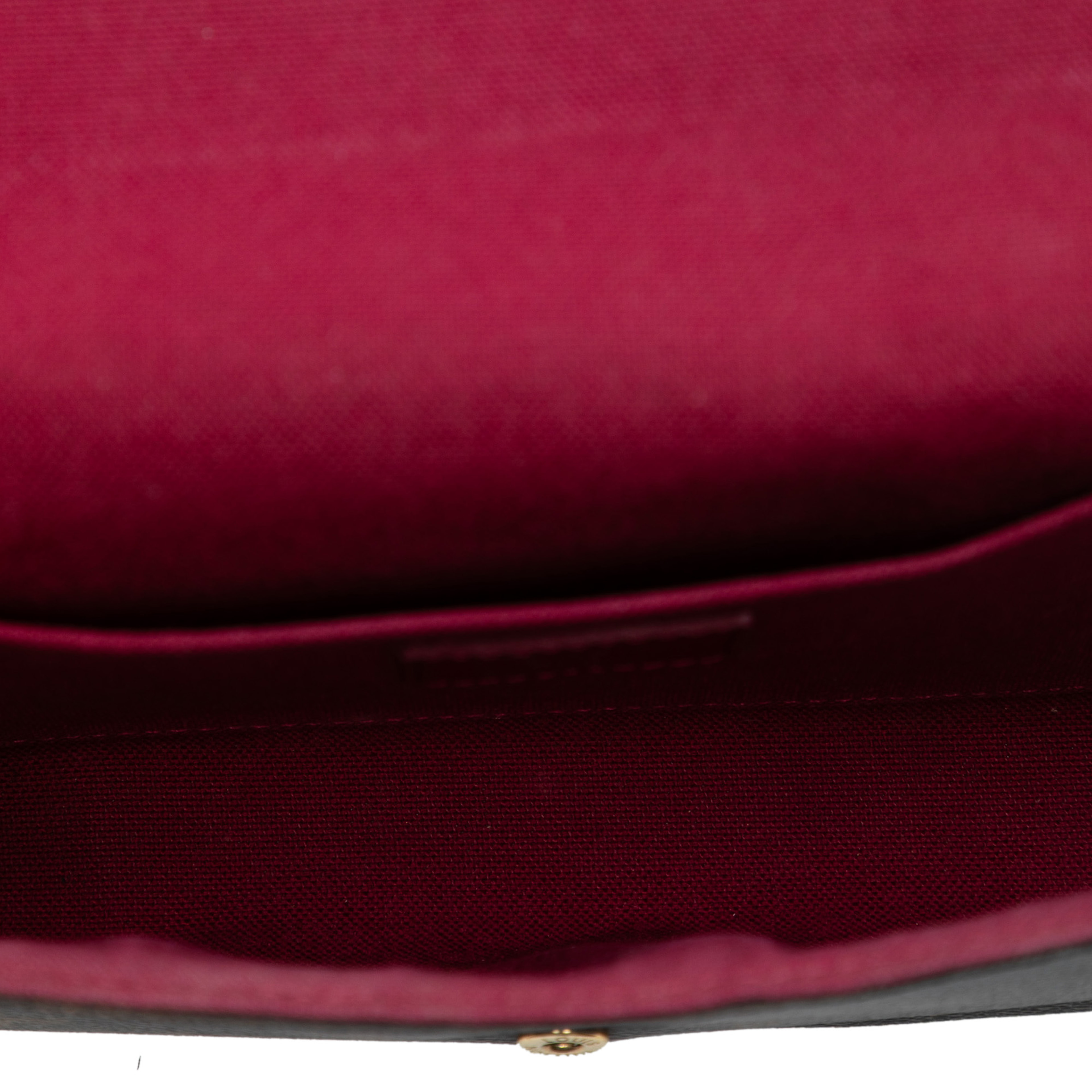 Louis Vuitton Monogram Pochette Felicie, från Luxclusif, i färgen brown. Klicka för att öppna bilden i stort format