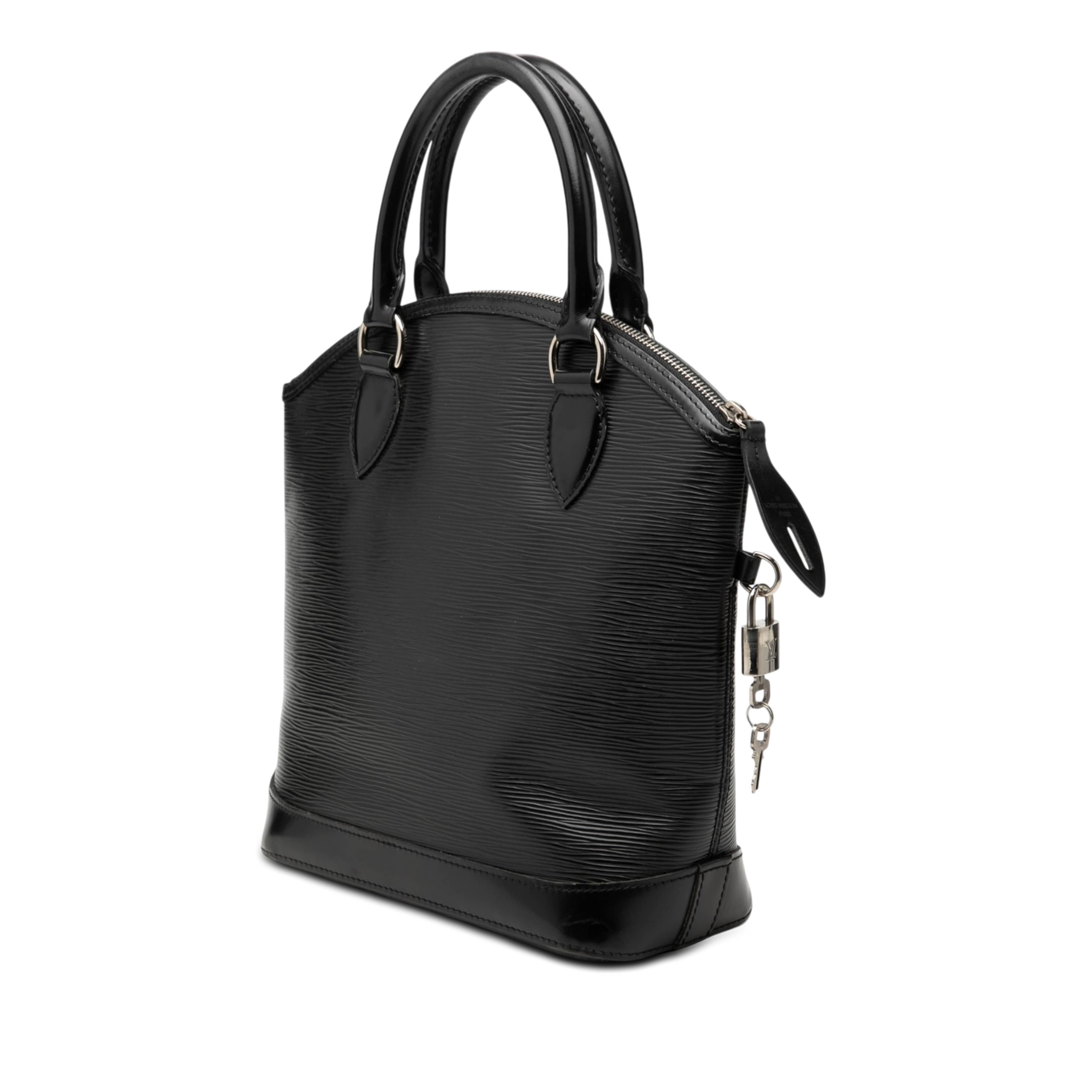 Louis Vuitton Epi Lockit Vertical, från Luxclusif, i färgen black. Klicka för att öppna bilden i stort format