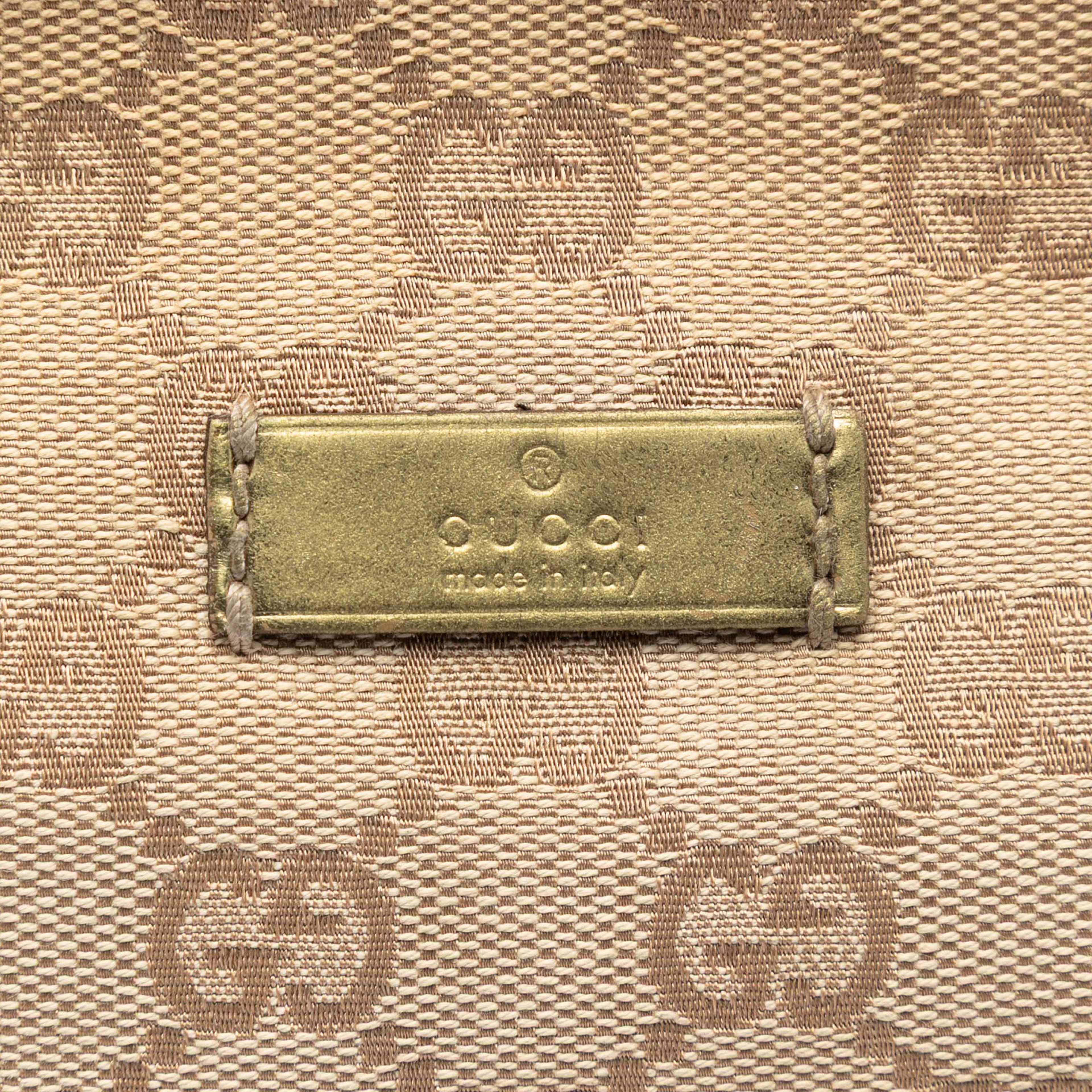 Gucci Gg Canvas Web Crossbody, från Luxclusif, i färgen beige. Klicka för att öppna bilden i stort format