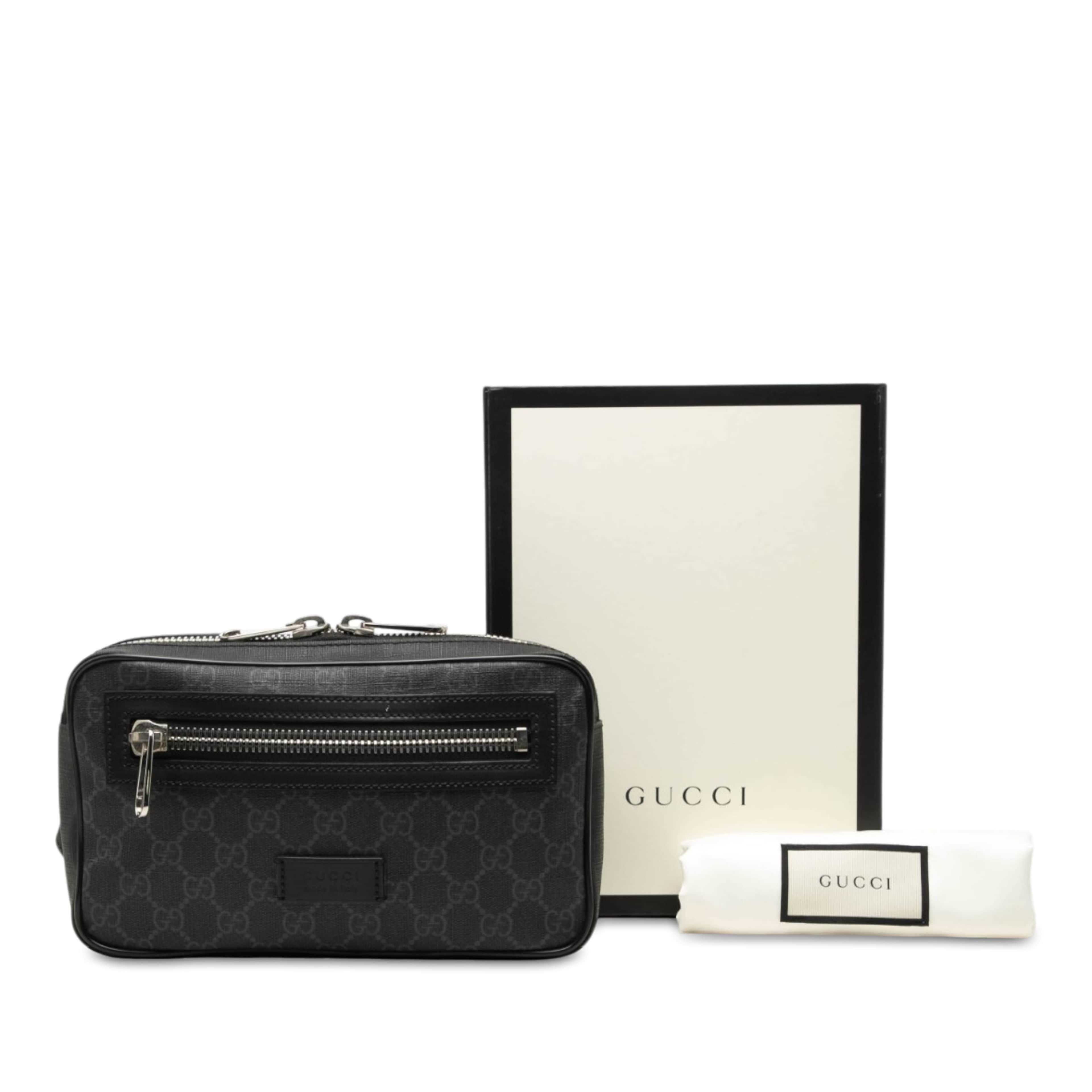 Gucci Gg Supreme Web Belt Bag, från Luxclusif, i färgen svart. Klicka för att öppna bilden i stort format