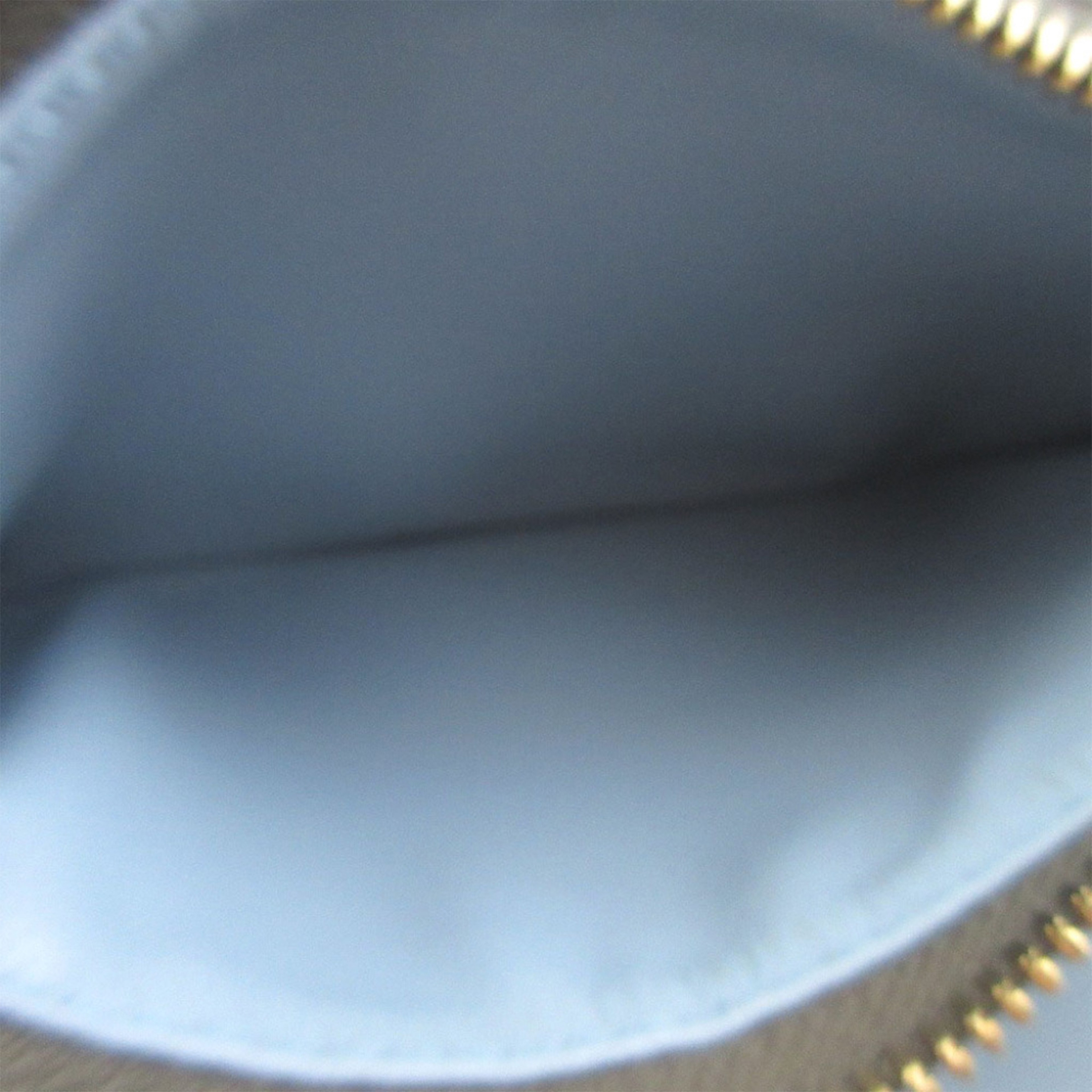 Bottega Veneta Nappa Intrecciato Bifold Wallet, från Luxclusif, i färgen brun. Klicka för att öppna bilden i stort format