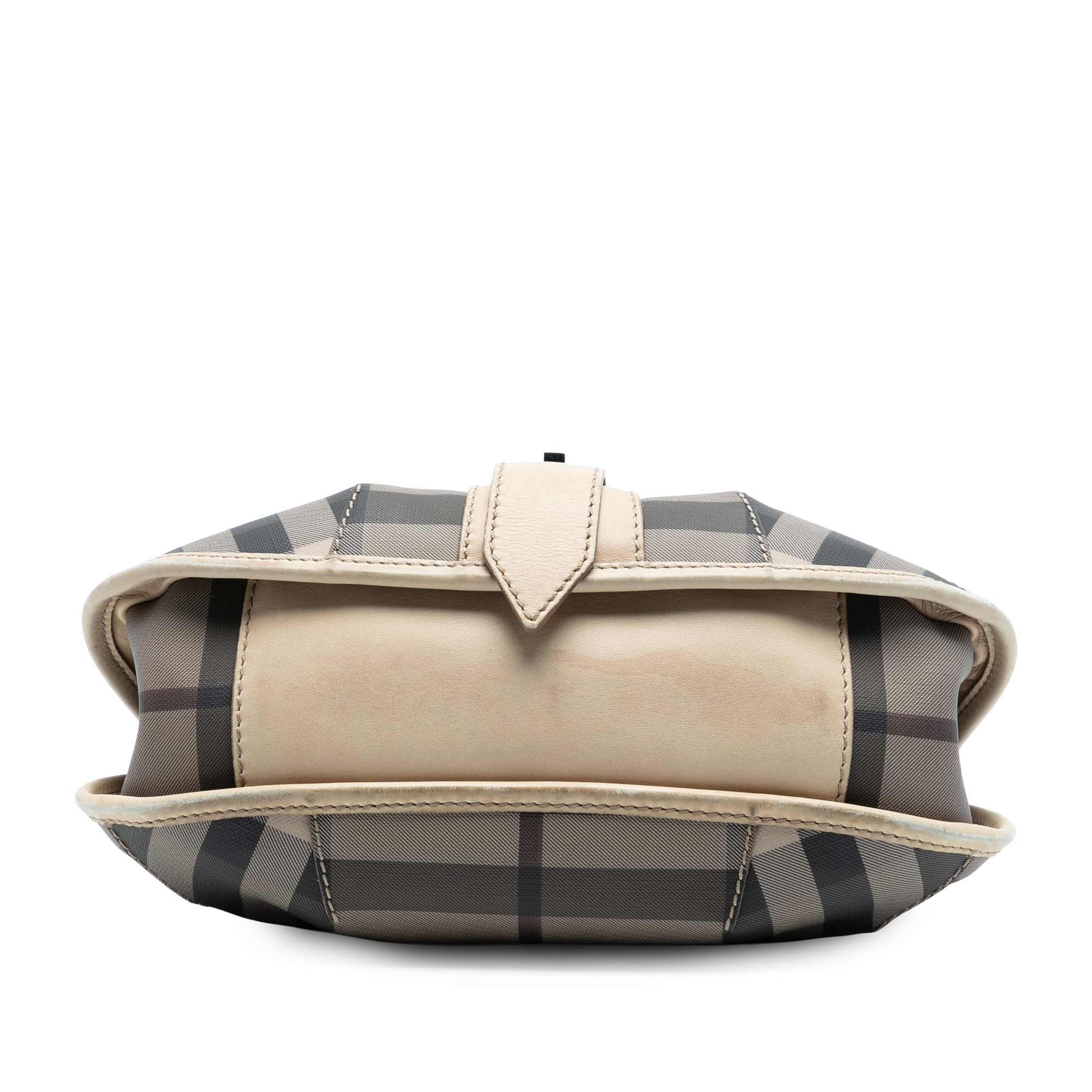 Burberry Smoked Check Coated Canvas Crossbody, från Luxclusif, i färgen beige. Klicka för att öppna bilden i stort format