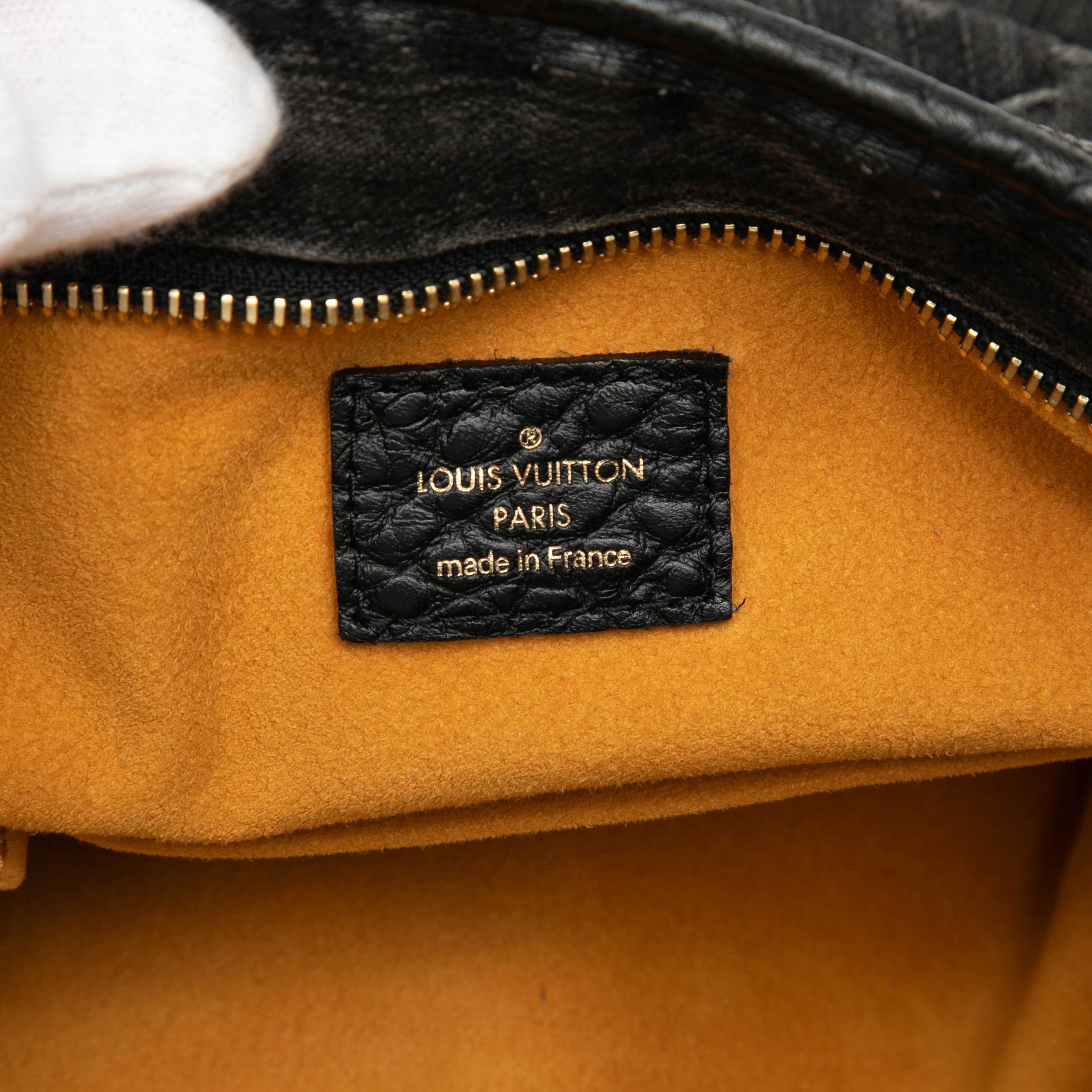Louis Vuitton Monogram Denim Neo Cabby Gm, från Luxclusif, i färgen black. Klicka för att öppna bilden i stort format
