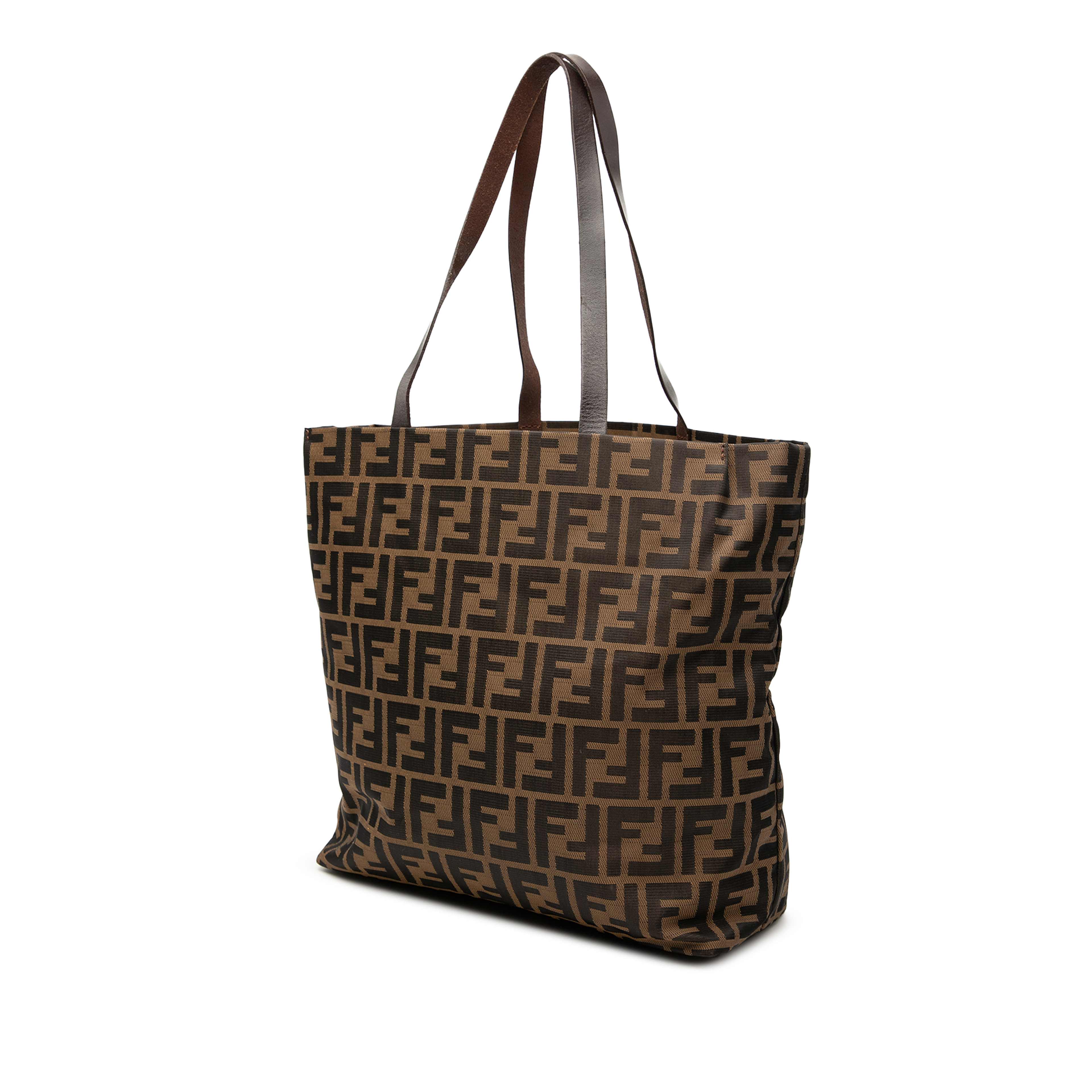 Fendi Zucca Canvas Tote, från Luxclusif, i färgen brown. Klicka för att öppna bilden i stort format