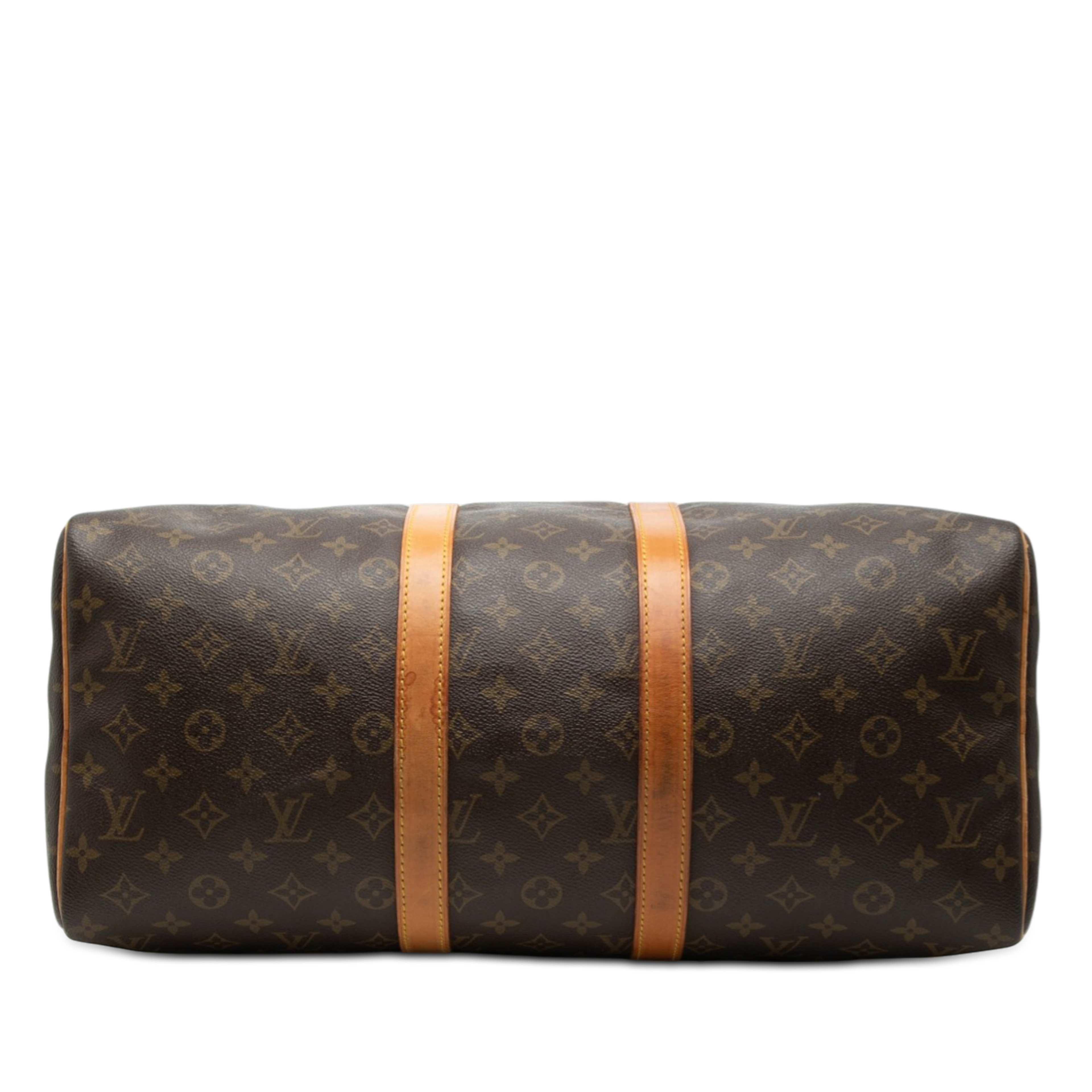 Louis Vuitton Monogram Keepall 45, från Luxclusif, i färgen brun. Klicka för att öppna bilden i stort format