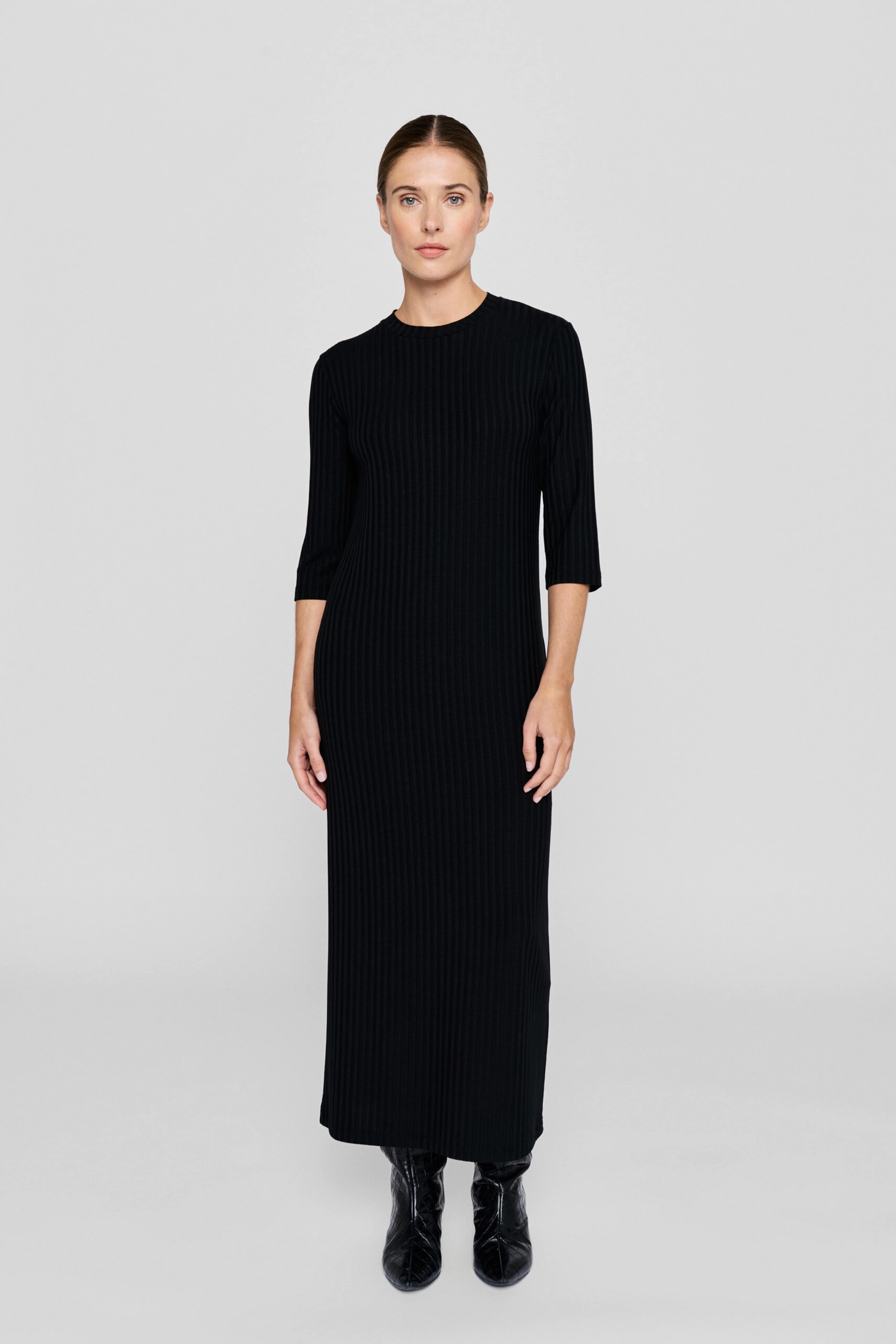 Base Dress - Black