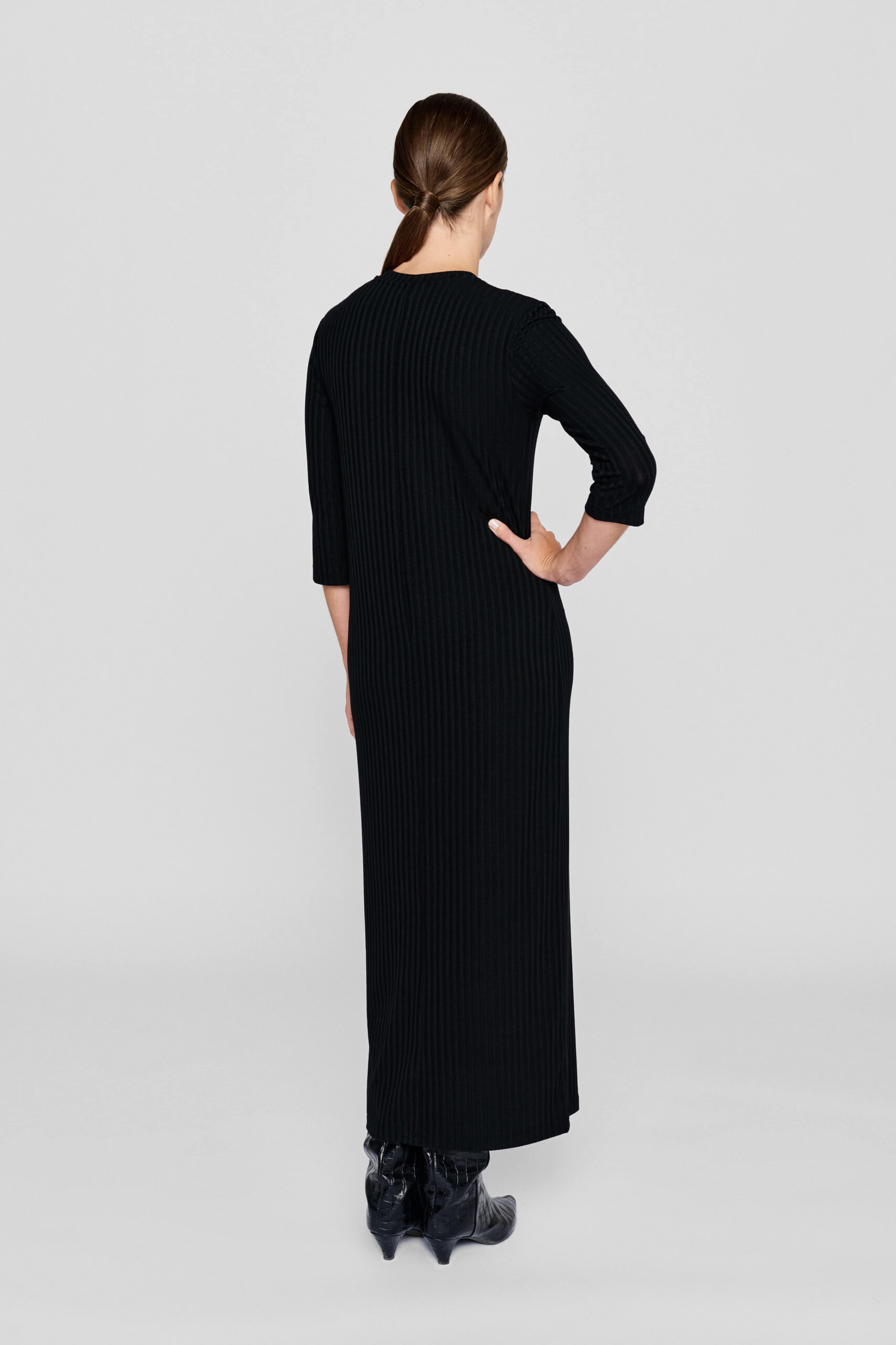 Base Dress - Black