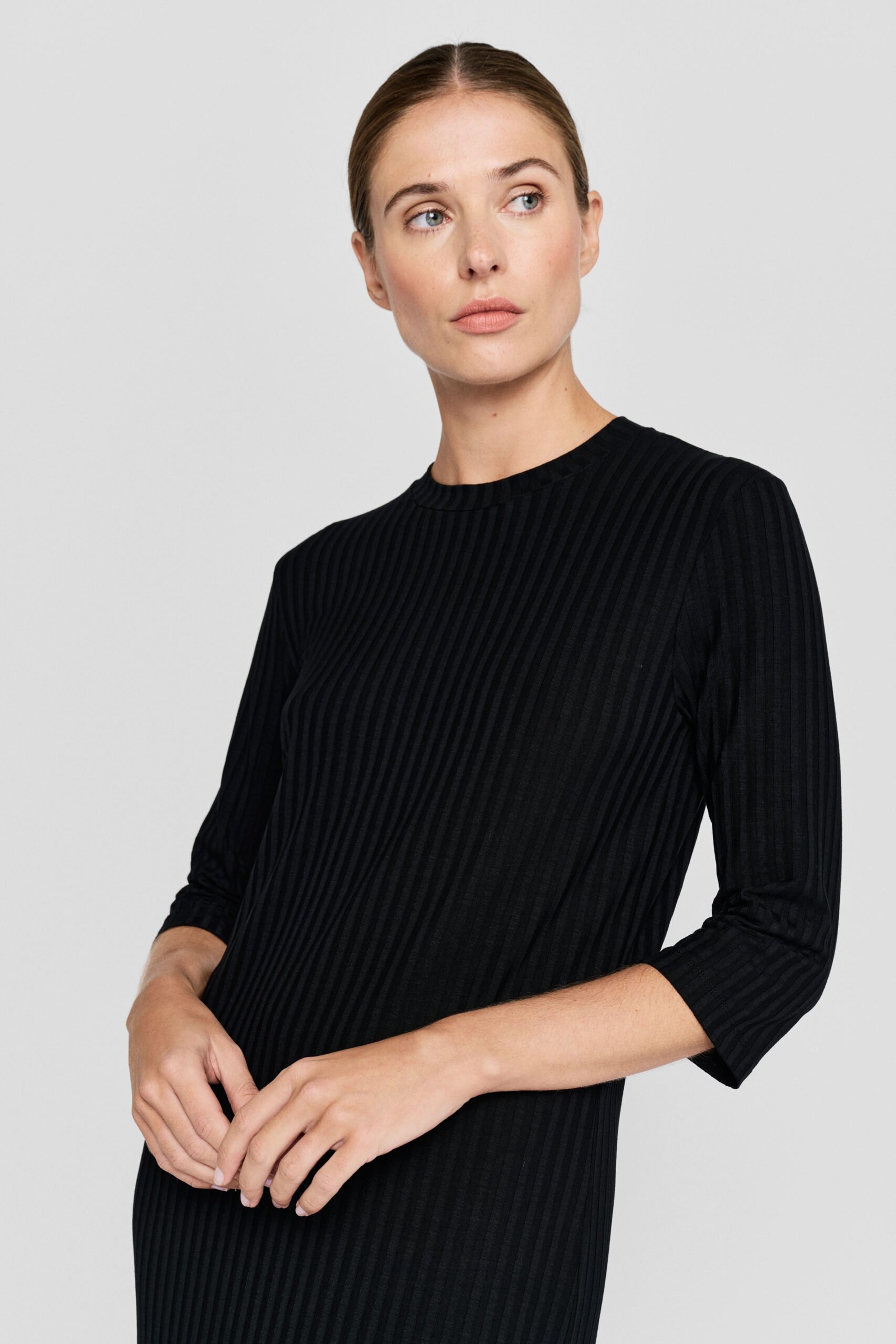 Base Dress - Black