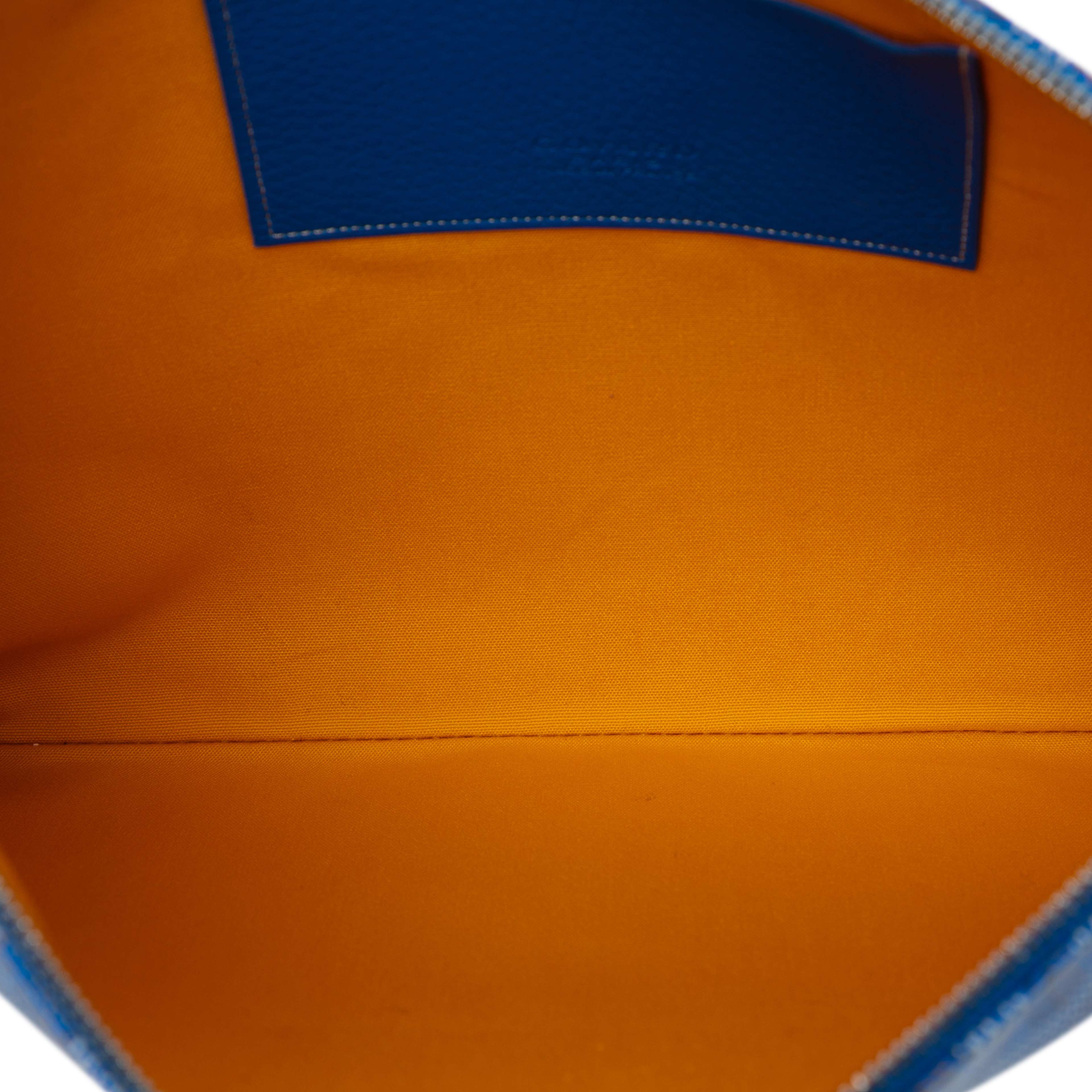 Goyard Goyardine Senat Mm, från Luxclusif, i färgen blue. Klicka för att öppna bilden i stort format