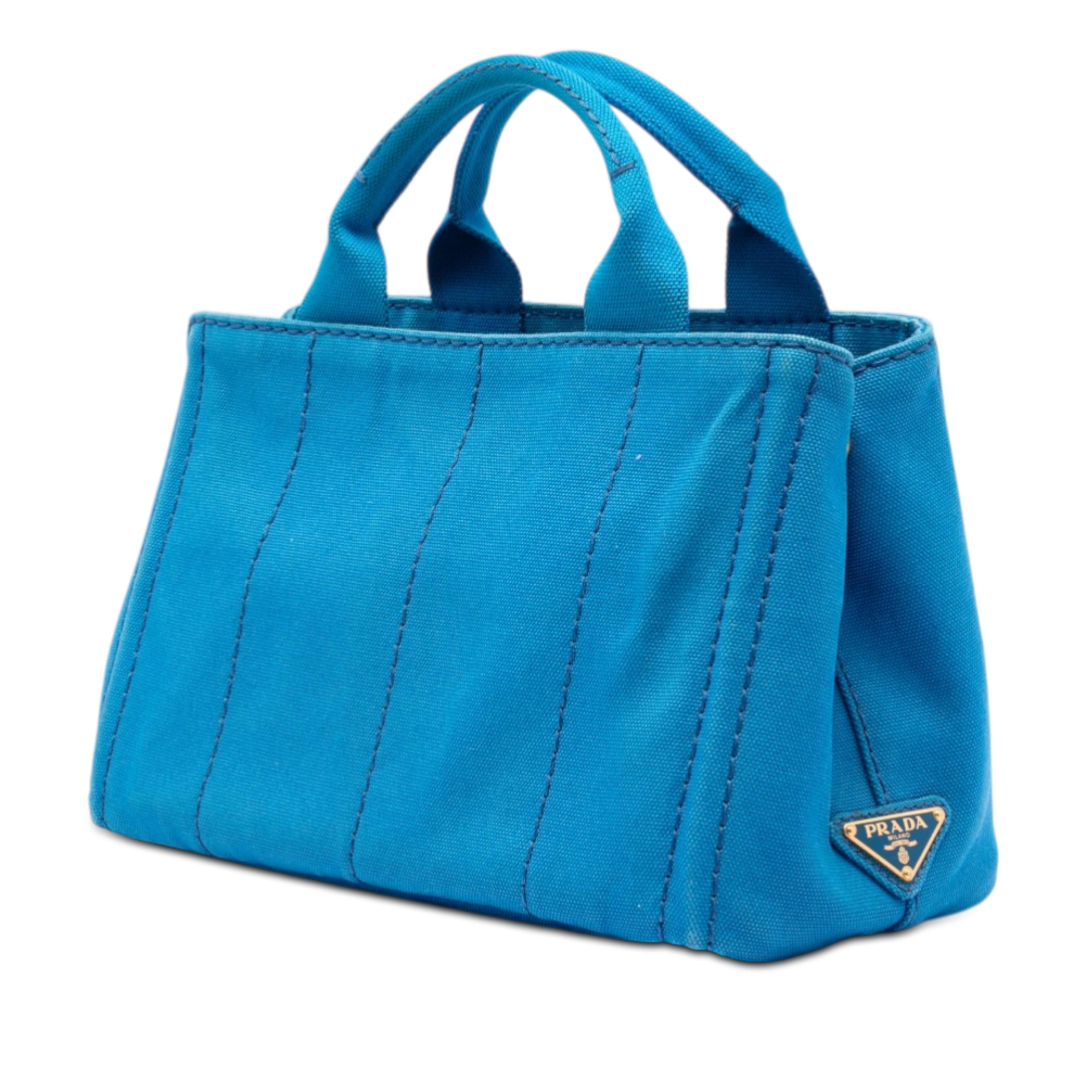 Prada Small Canvas Canapa Logo Satchel, från Luxclusif, i färgen blå. Klicka för att öppna bilden i stort format