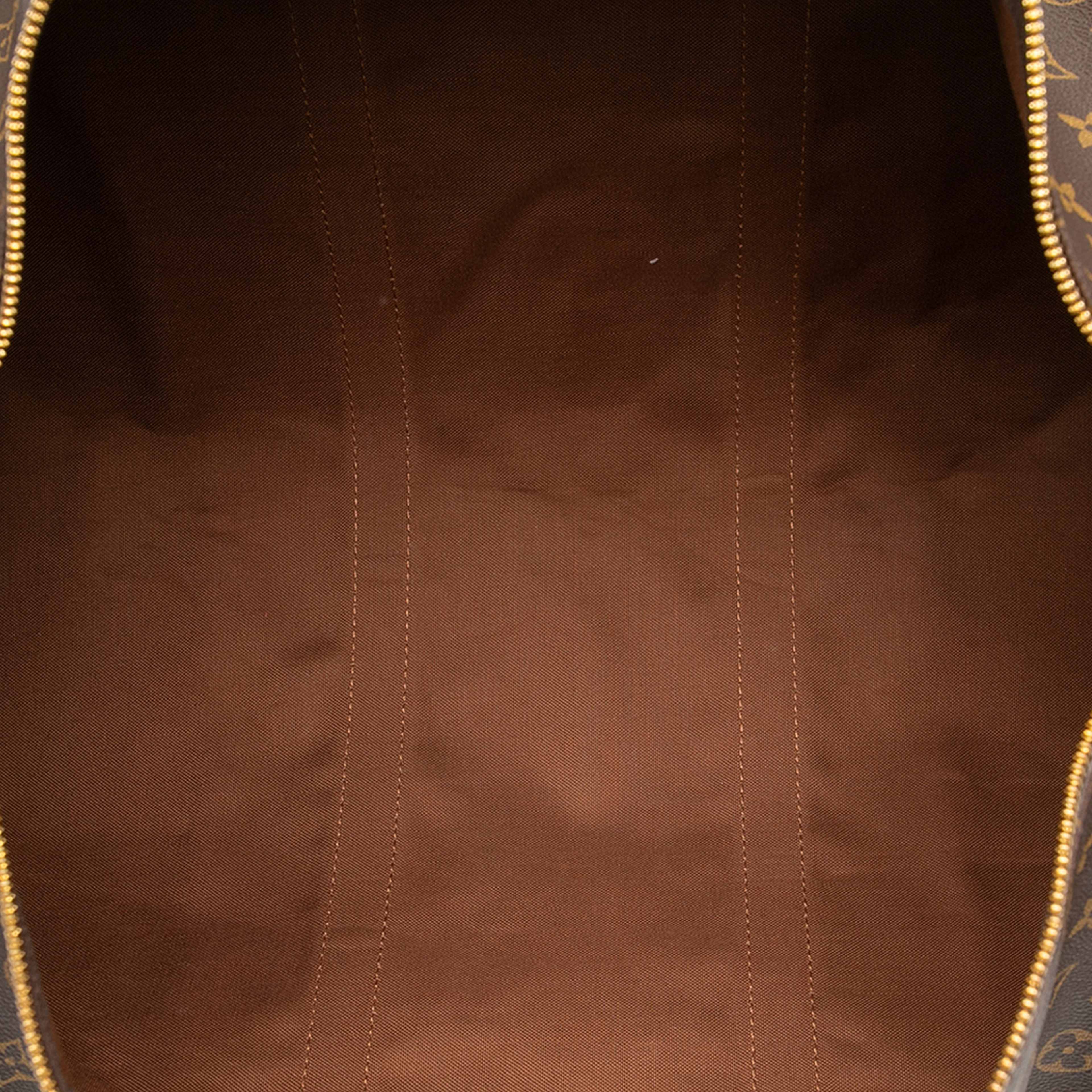 Louis Vuitton Monogram Keepall 50, från Luxclusif, i färgen brown. Klicka för att öppna bilden i stort format