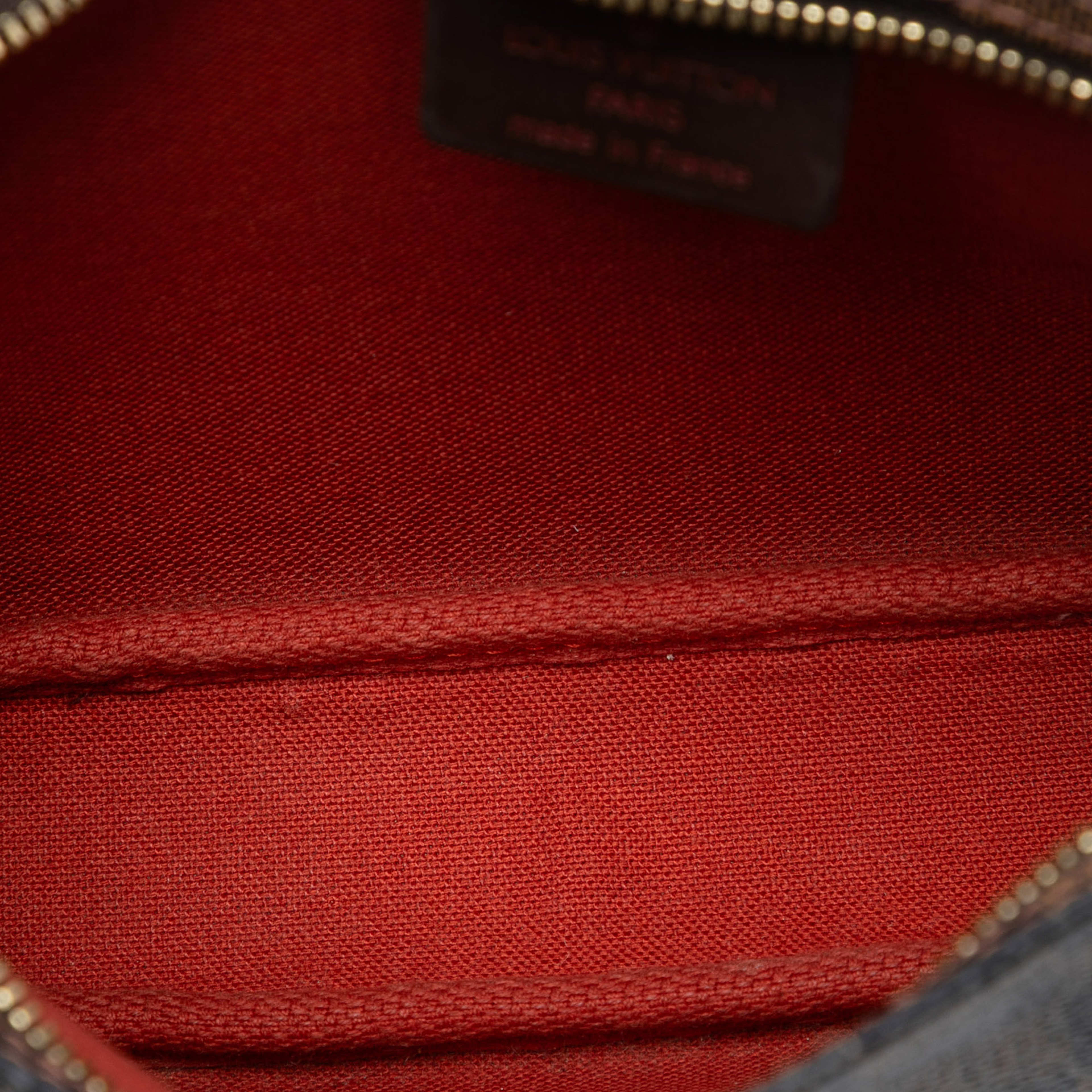 Louis Vuitton Damier Ebene Navona, från Luxclusif, i färgen brown. Klicka för att öppna bilden i stort format