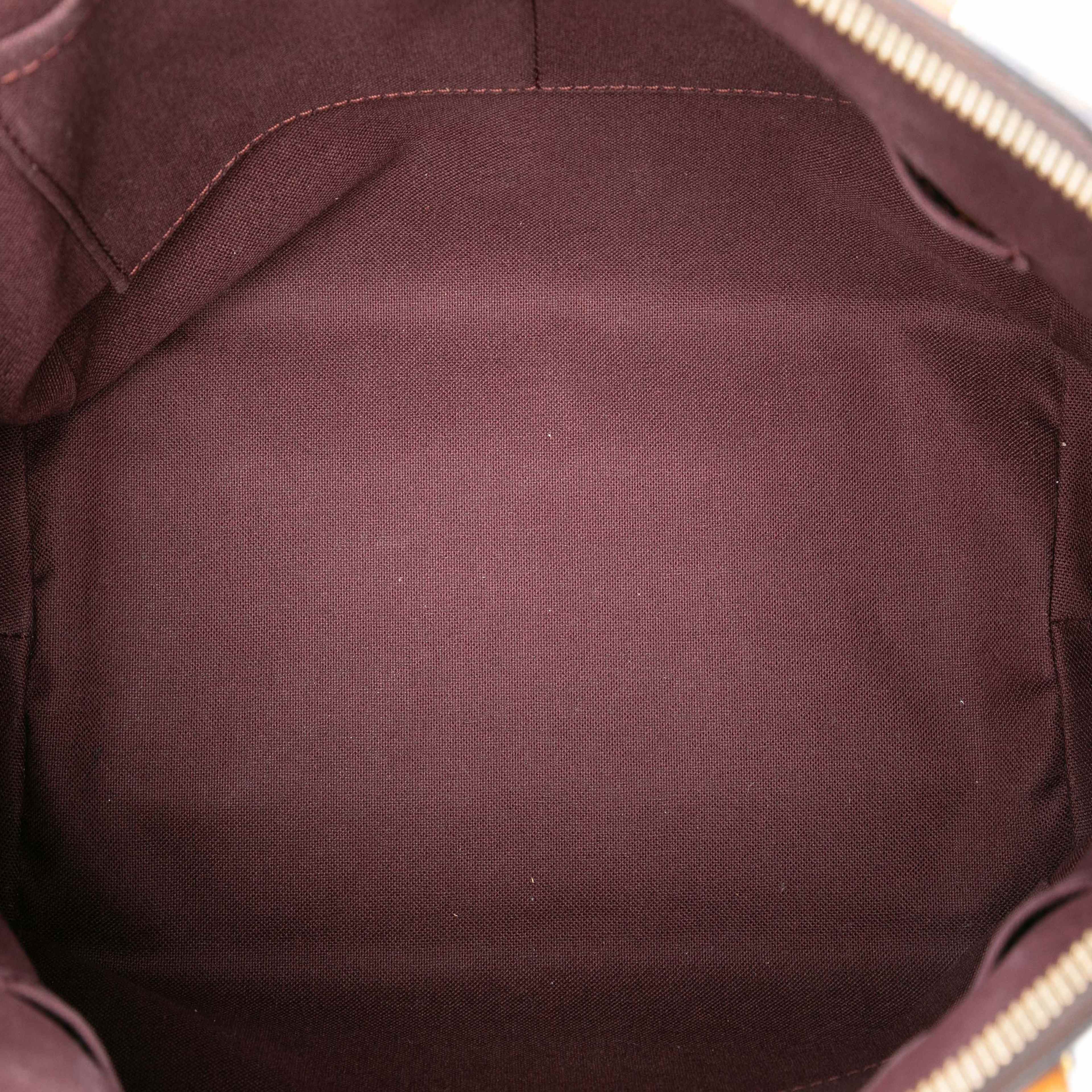 Louis Vuitton Monogram Turenne Mm, från Luxclusif, i färgen brown. Klicka för att öppna bilden i stort format