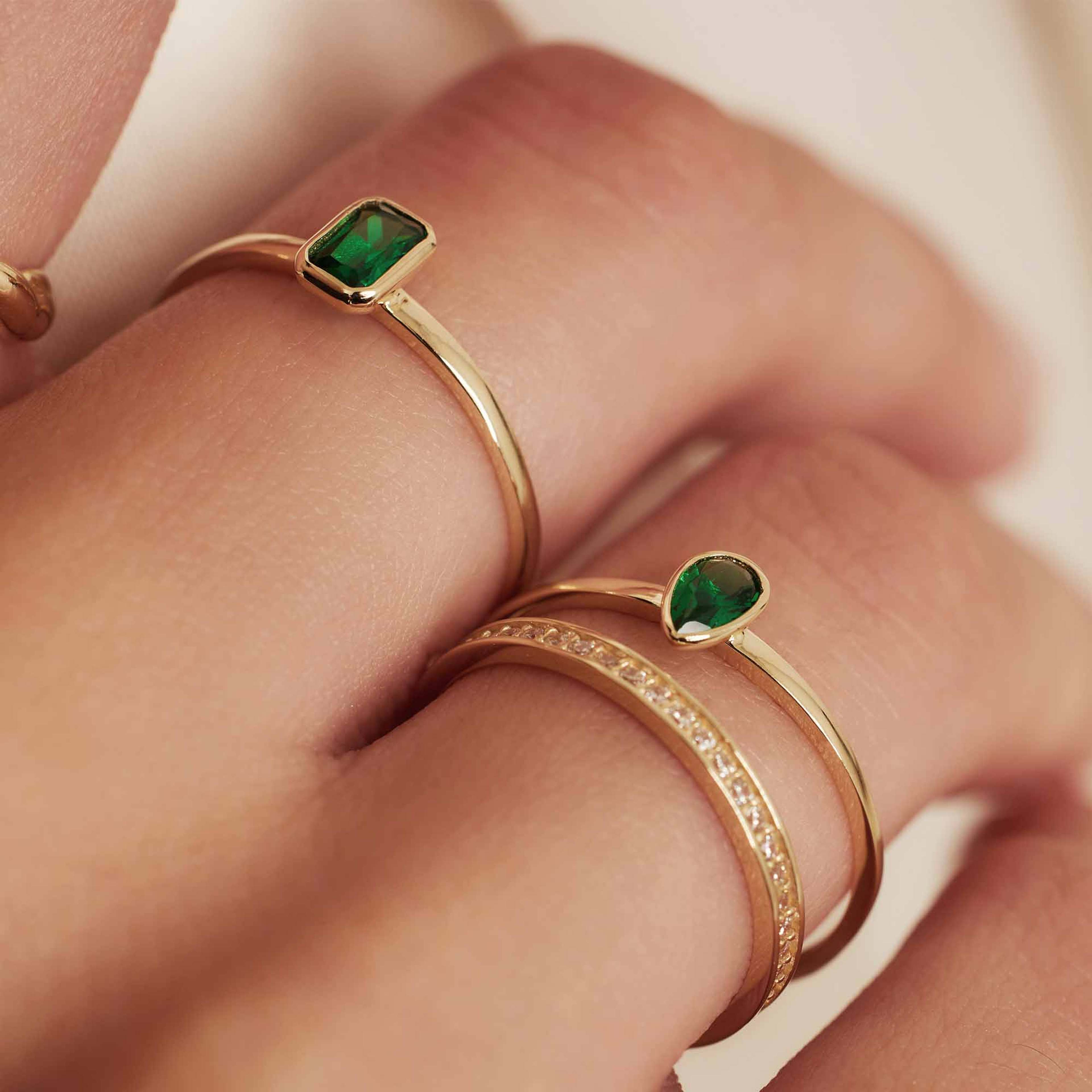 Baguette Olivia Ring I 14k Guld, från Isabel Bernard, i färgen guld. Klicka för att öppna bilden i stort format