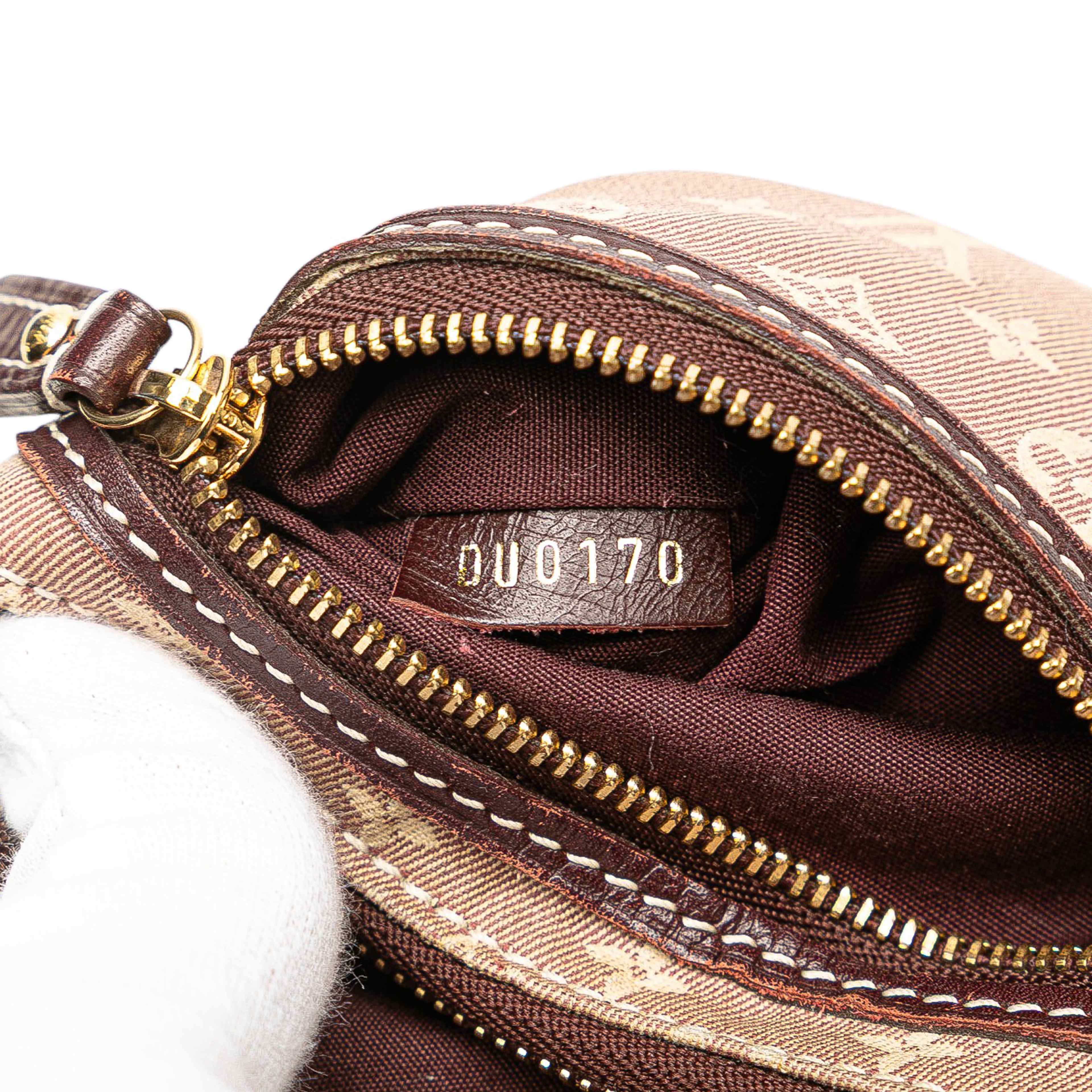 Louis Vuitton Monogram Idylle Mini Pochette Accessoires, från Luxclusif, i färgen pink. Klicka för att öppna bilden i stort format