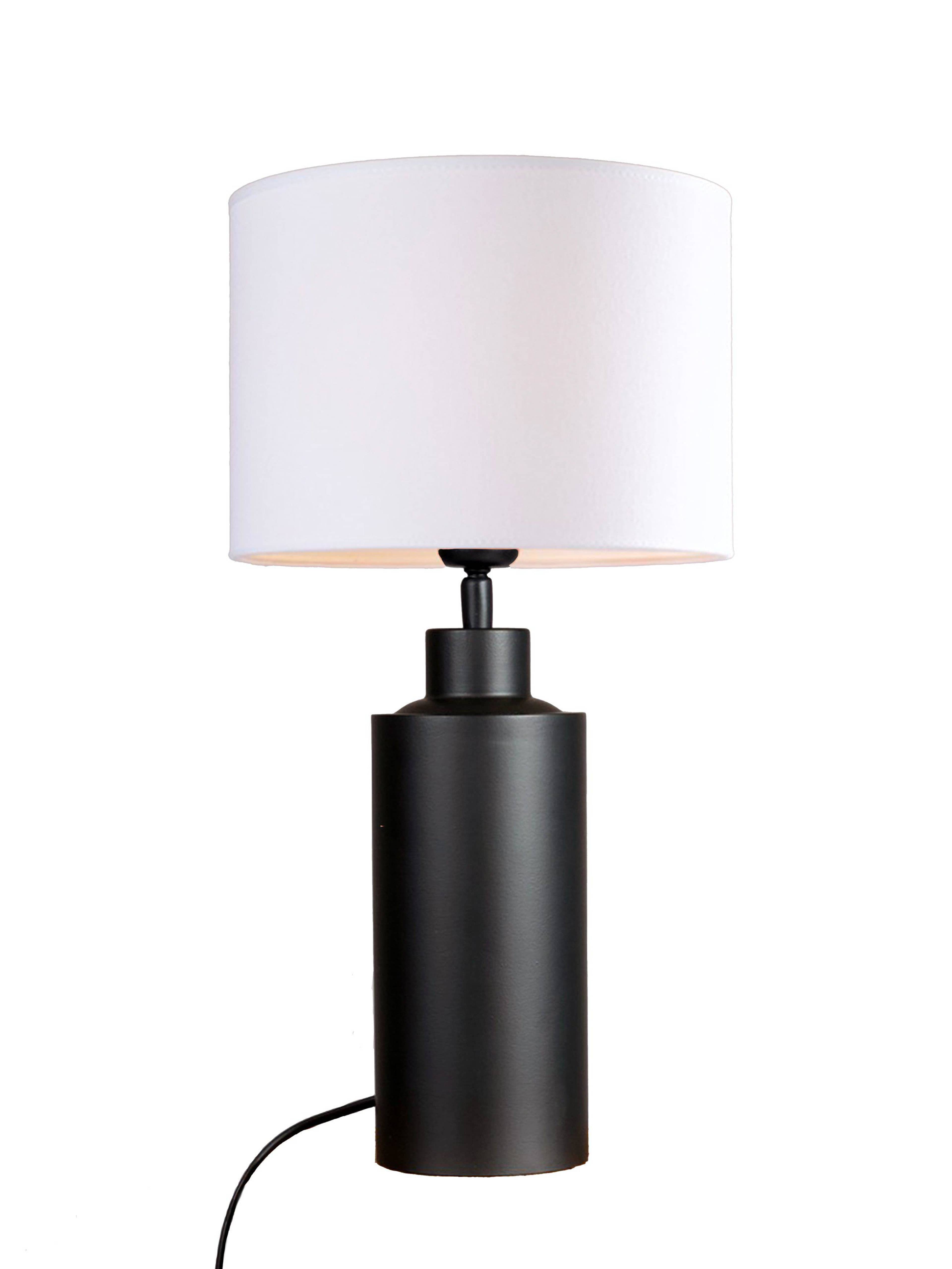 Solo Bordslampa, från PR Home, i färgen vit/svart. Klicka för att öppna bilden i stort format