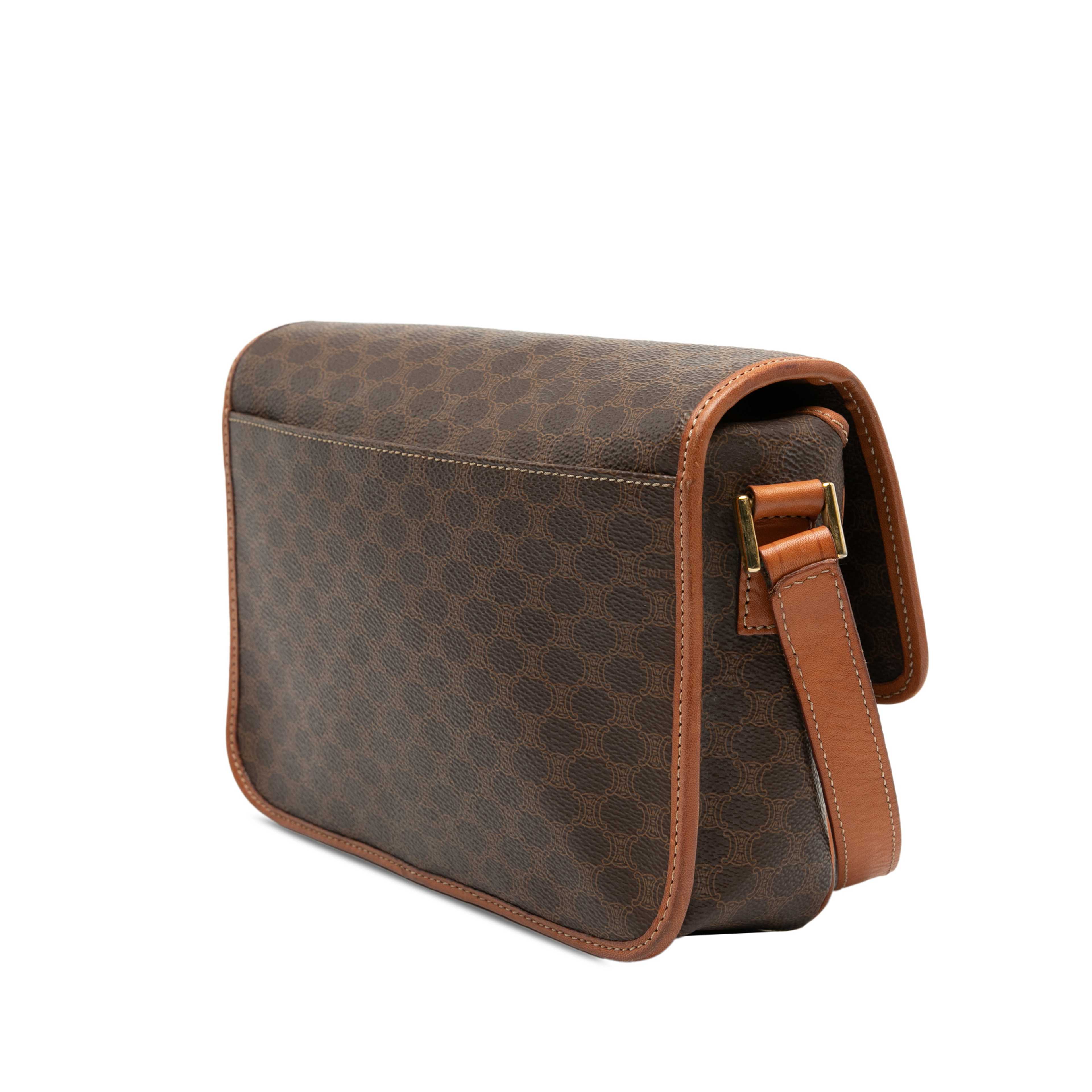 Celine Macadam Coated Canvas Crossbody, från Luxclusif, i färgen brun. Klicka för att öppna bilden i stort format