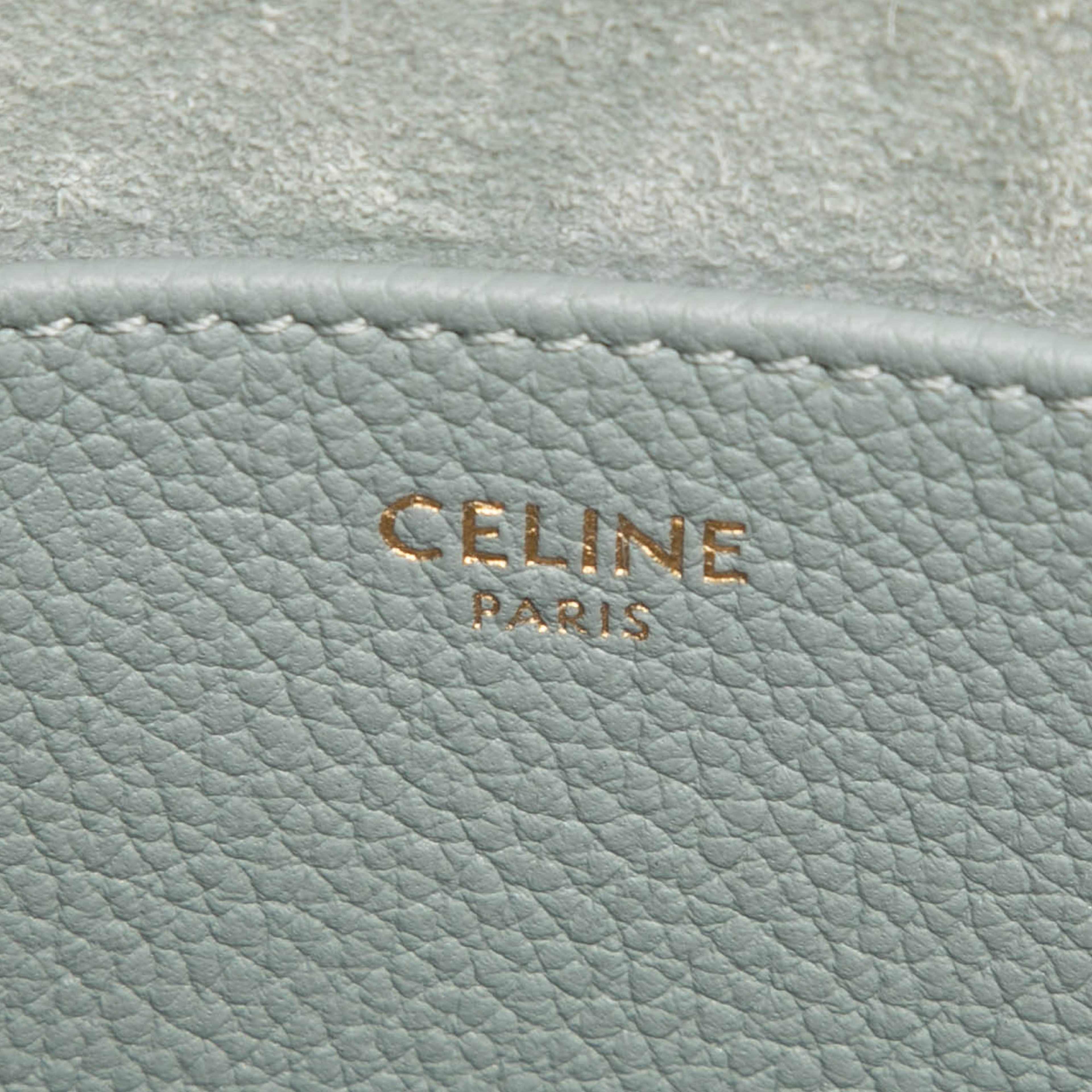 Celine Mini Grained Calfskin Cuir Triomphe Cabas Anais Tote, från Luxclusif, i färgen gray. Klicka för att öppna bilden i stort format