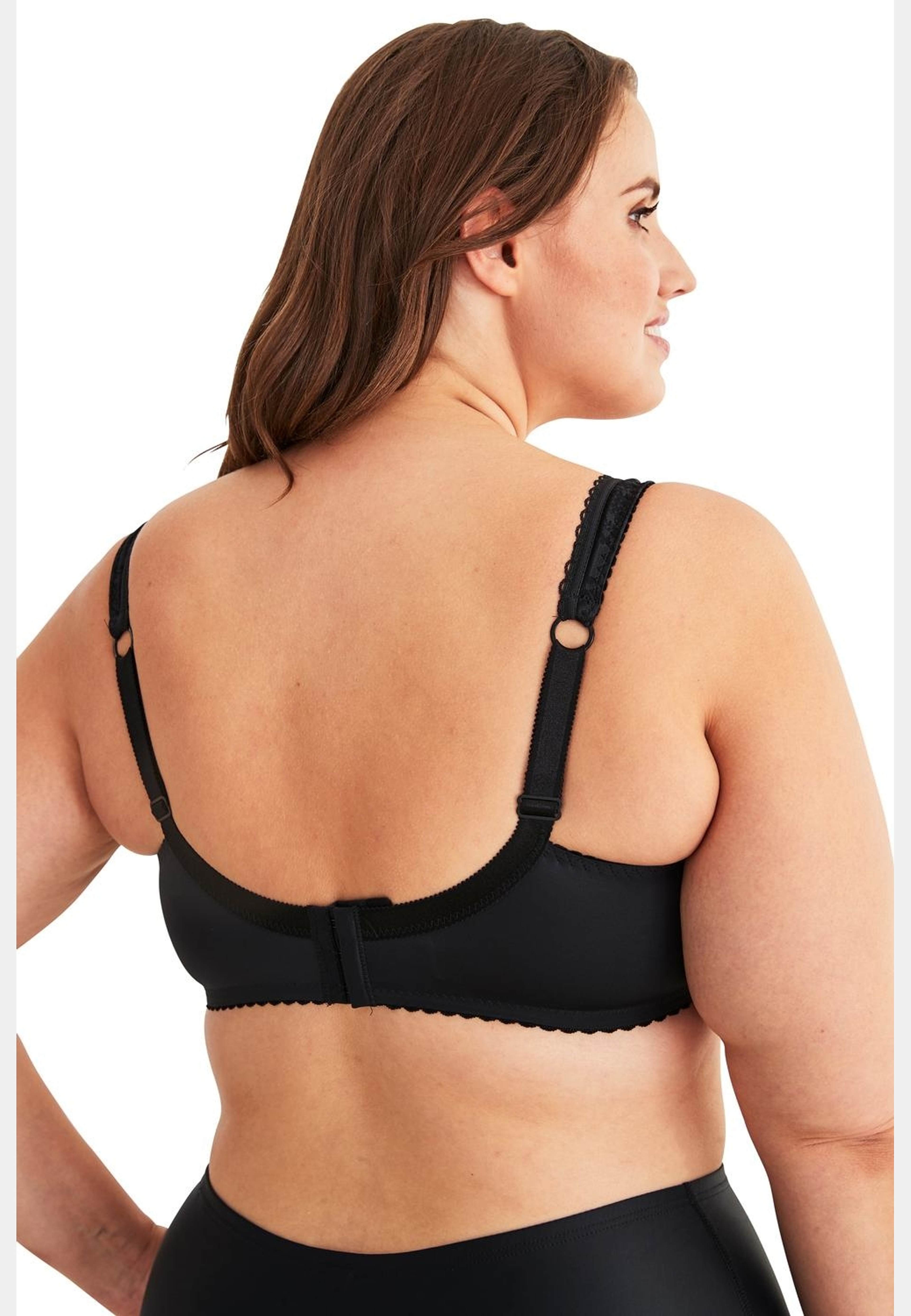 Adorable Shape Vadderad Bygel-bh, från Swegmark, i färgen black. Klicka för att öppna bilden i stort format