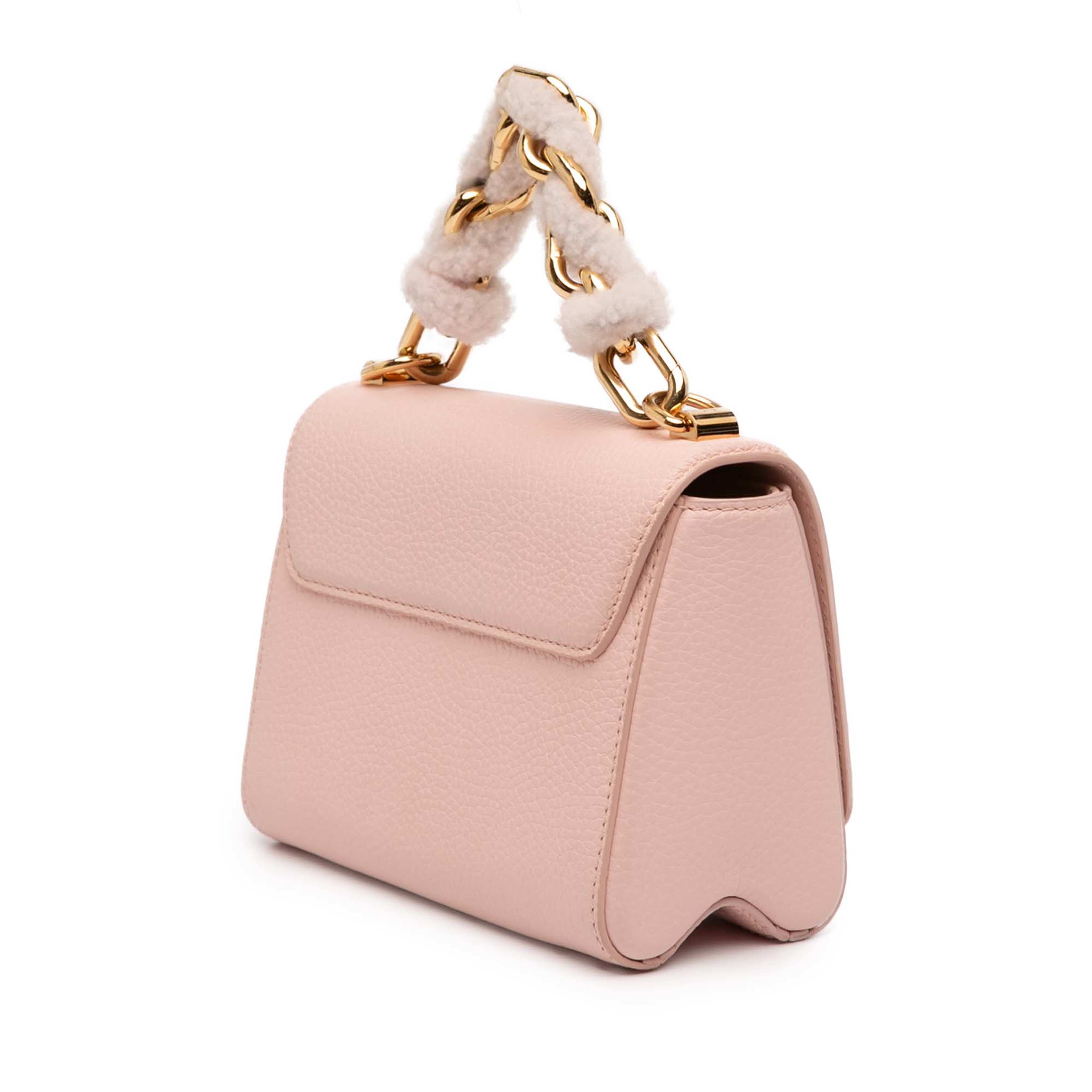 Louis Vuitton Taurillon Shearling Braided Handle Twist Pm, från Luxclusif, i färgen rosa. Klicka för att öppna bilden i stort format