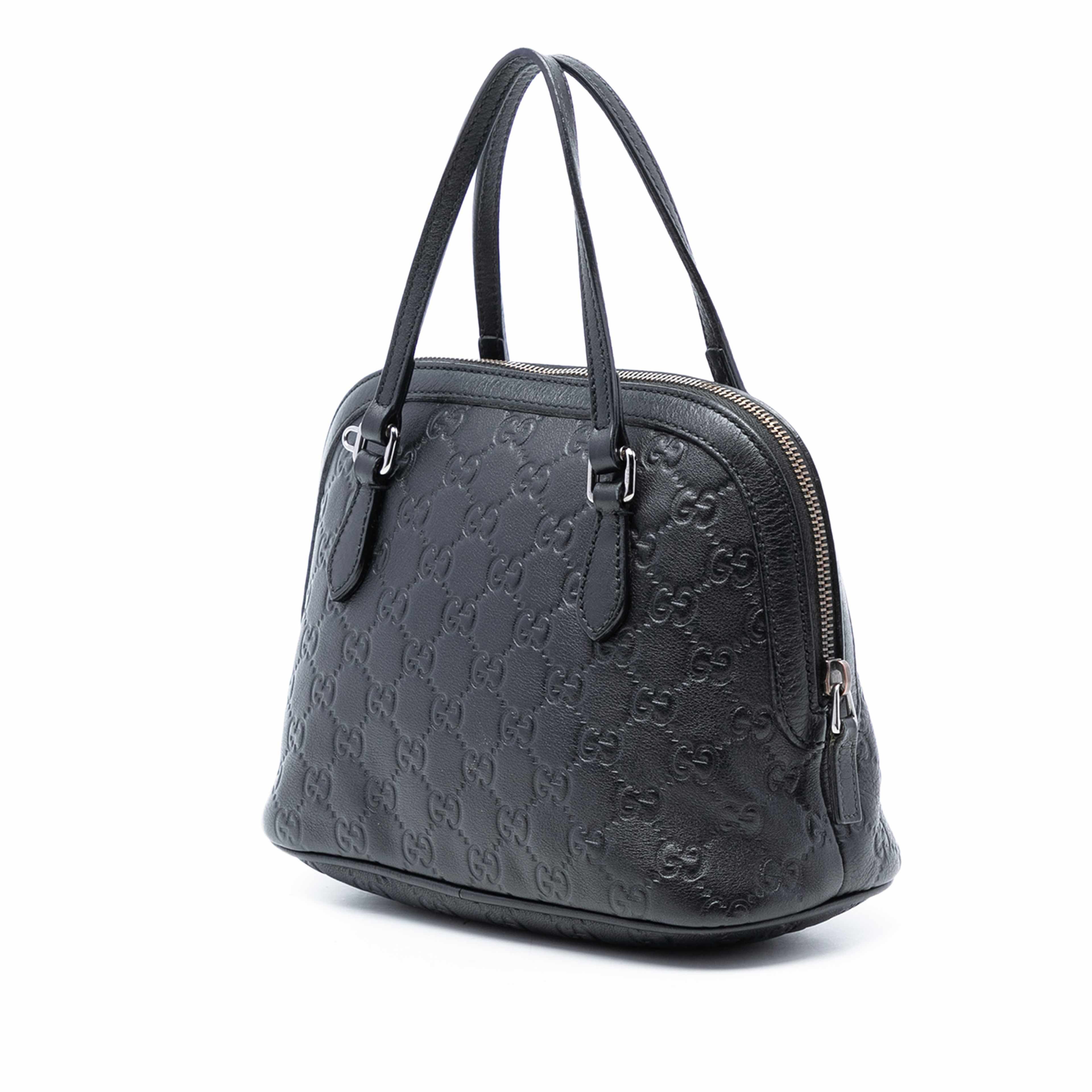 Gucci Mini Guccissima Dome Satchel, från Luxclusif, i färgen black. Klicka för att öppna bilden i stort format