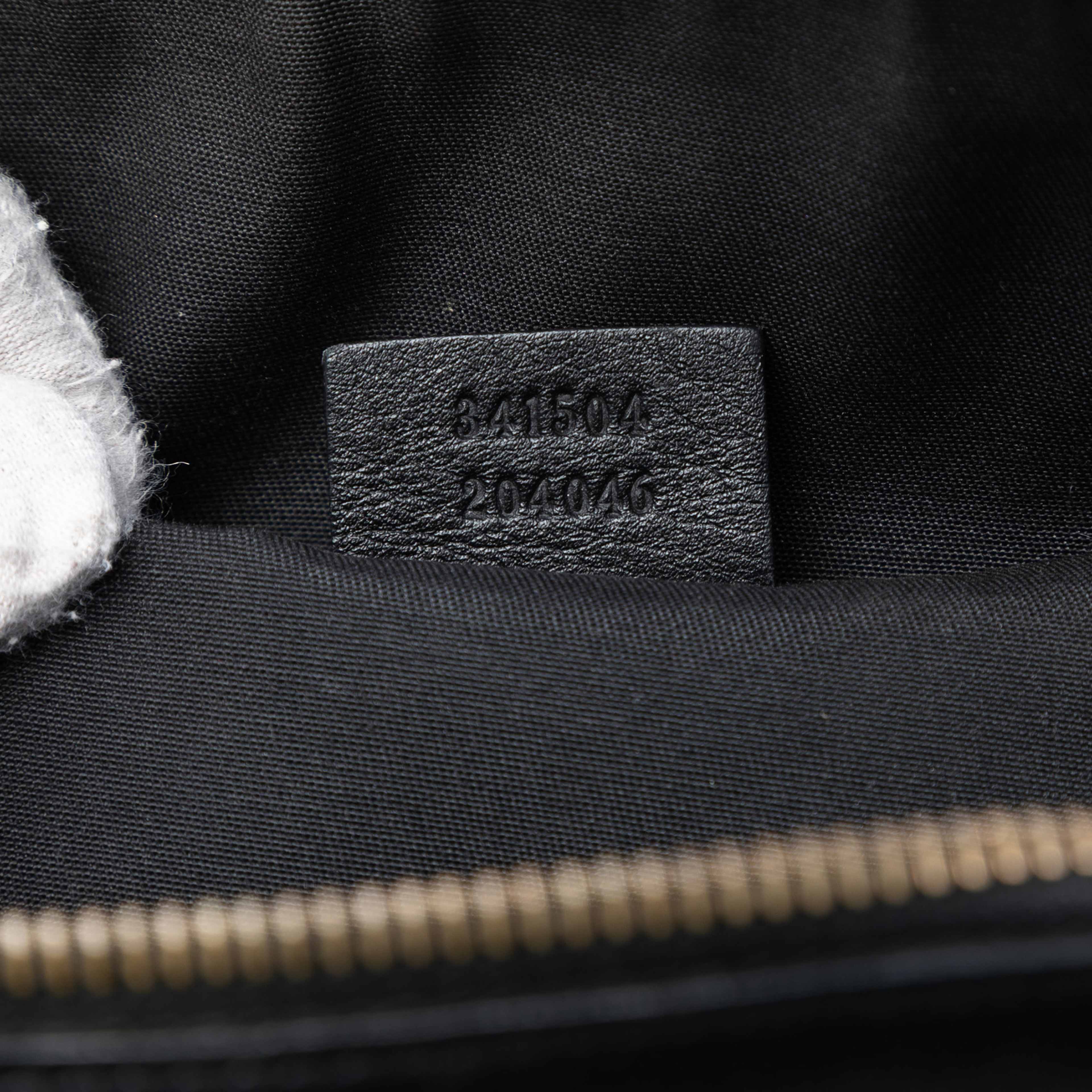 Gucci Mini Guccissima Dome Satchel, från Luxclusif, i färgen black. Klicka för att öppna bilden i stort format