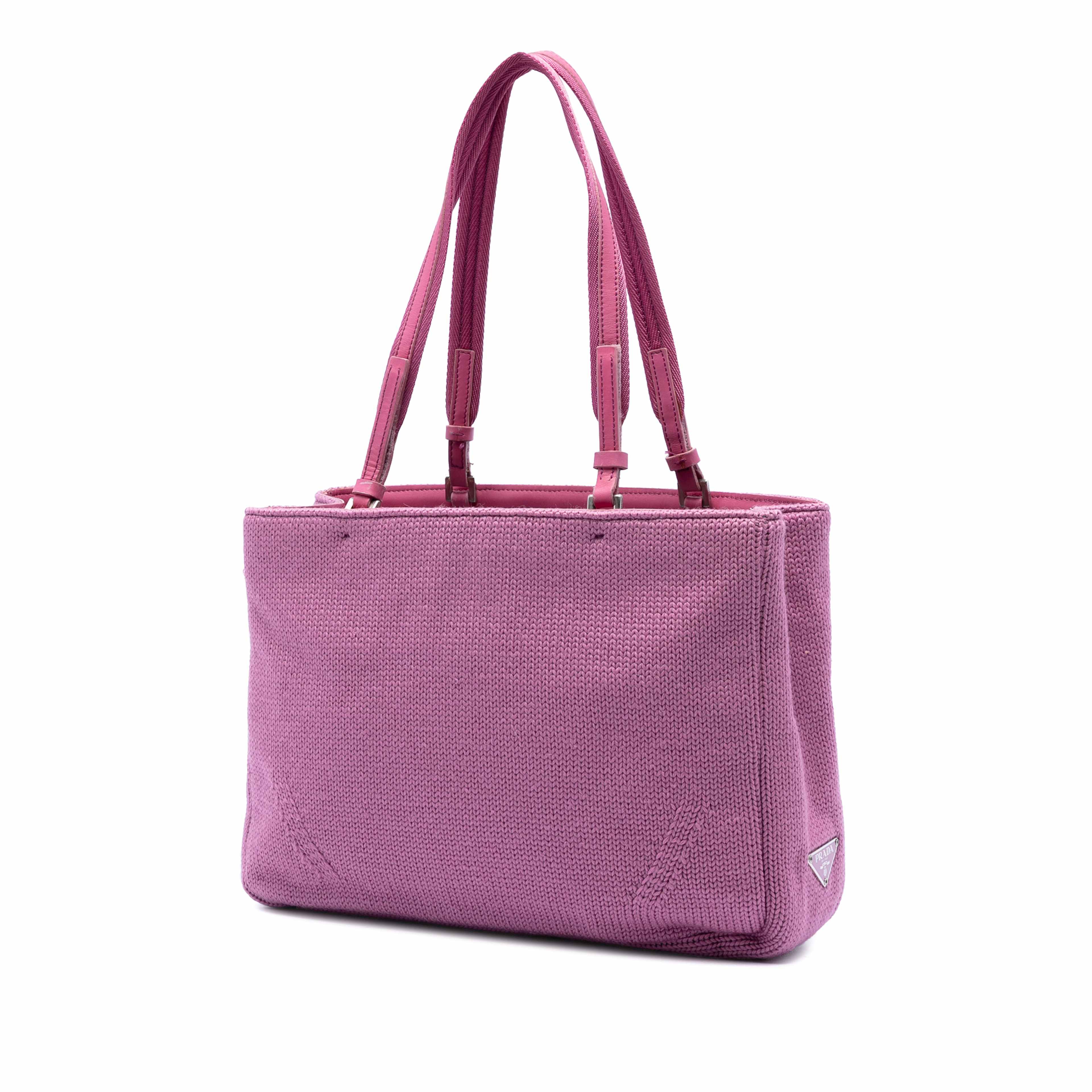 Prada Knitted Wool Tote, från Luxclusif, i färgen rosa. Klicka för att öppna bilden i stort format