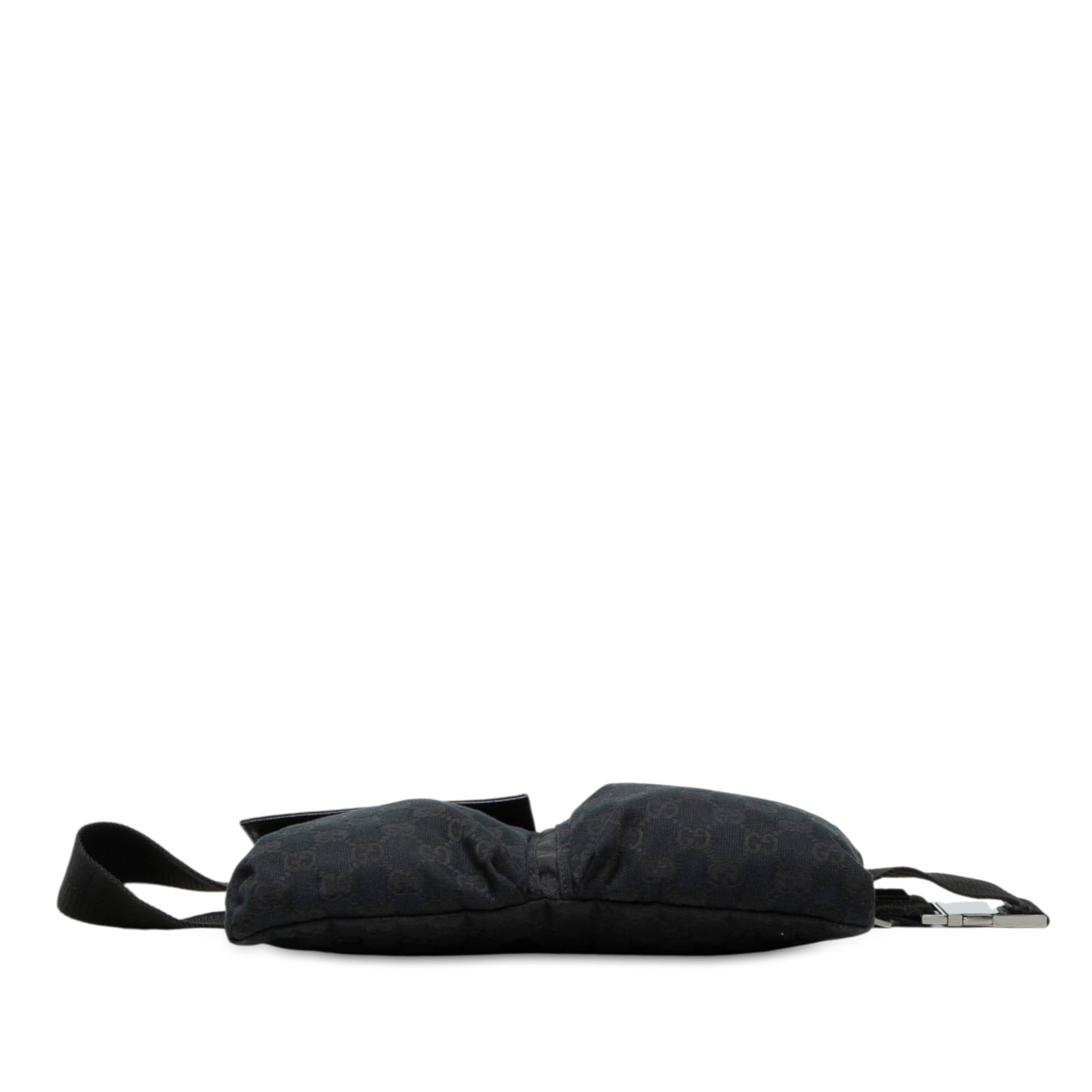 Gucci Gg Canvas Double Pocket Belt Bag, från Luxclusif, i färgen svart. Klicka för att öppna bilden i stort format