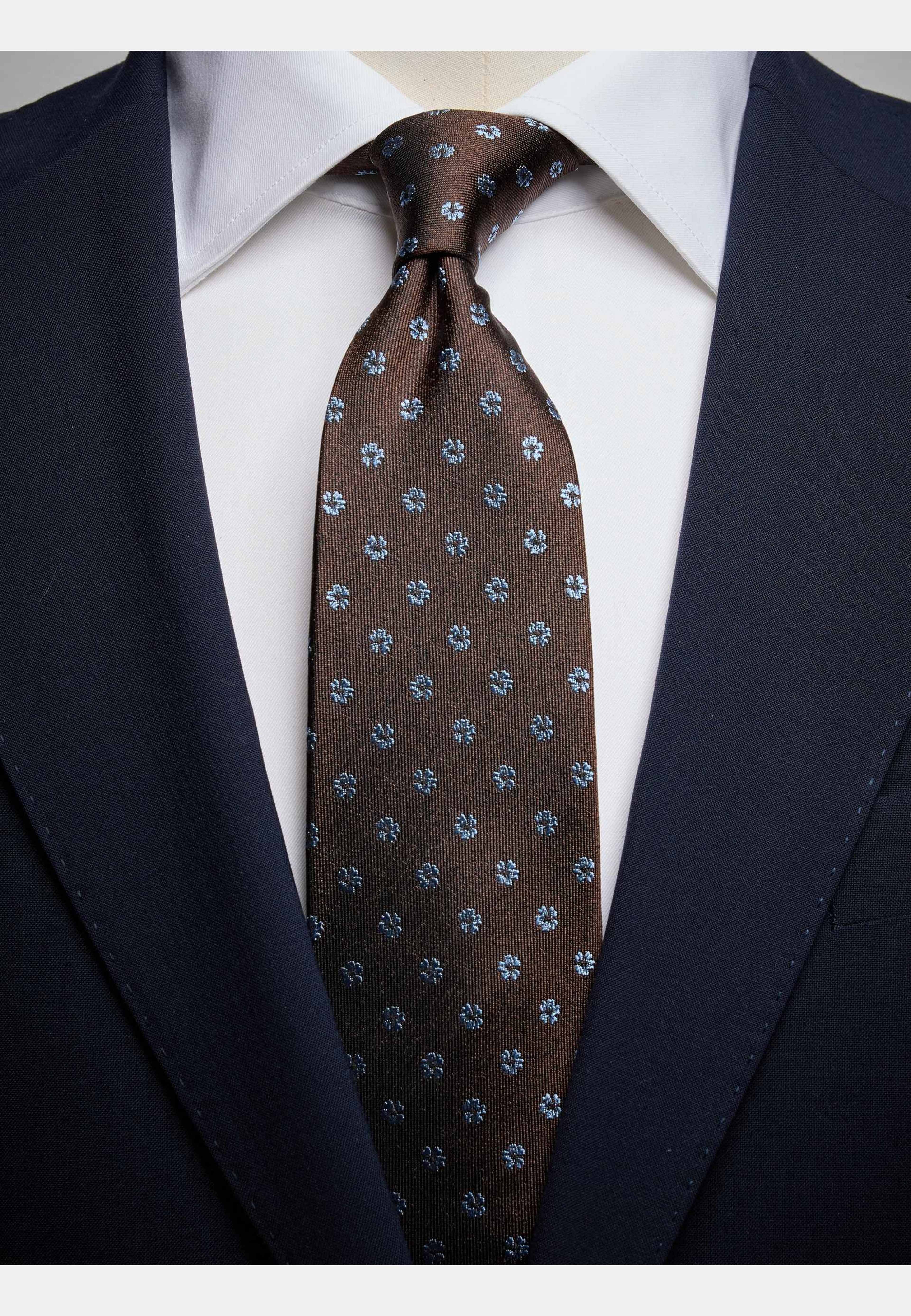 Silk Woven Floral Tie, från John Henric, i färgen brown. Klicka för att öppna bilden i stort format