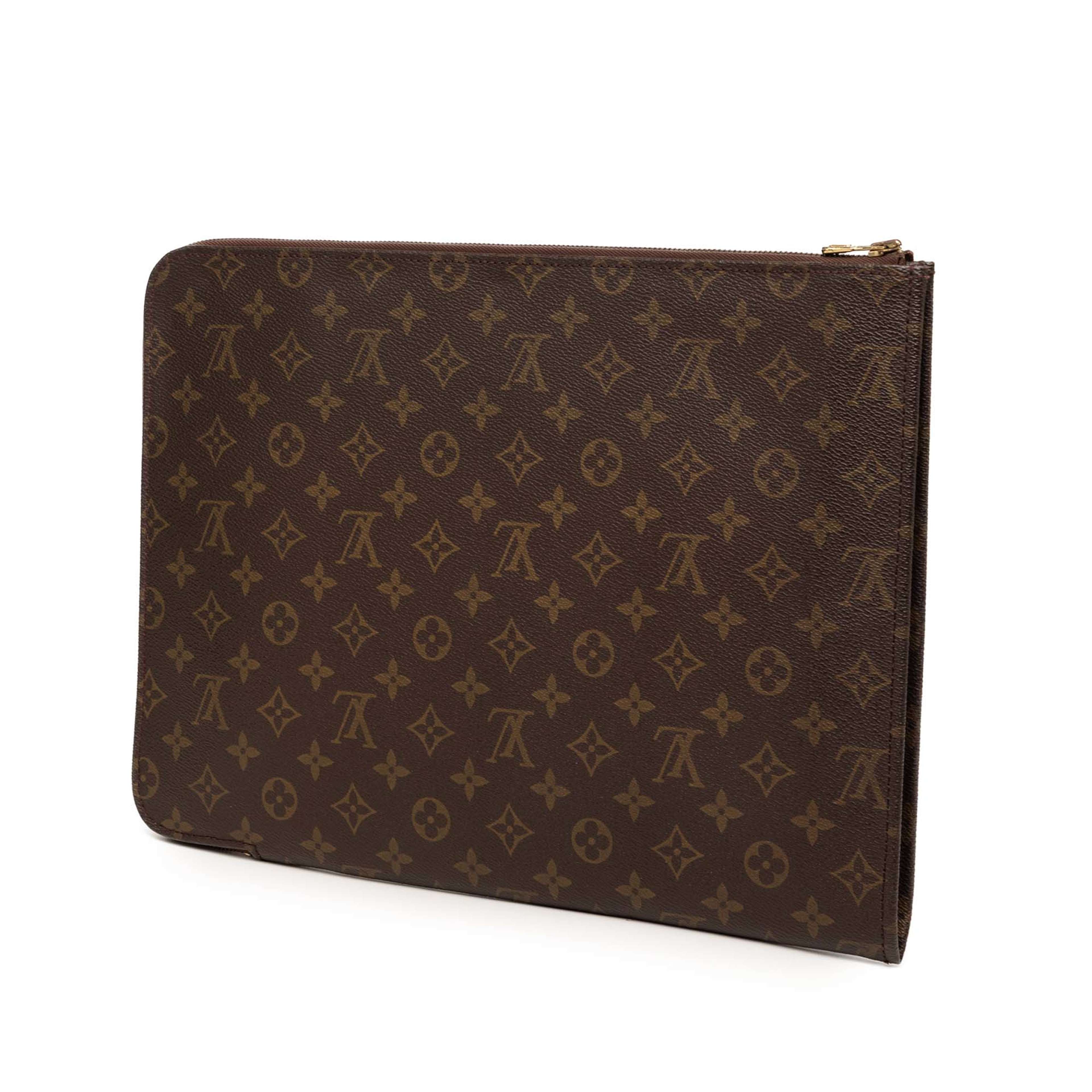 Louis Vuitton Monogram Poche Documents Portfolio, från Luxclusif, i färgen brun. Klicka för att öppna bilden i stort format