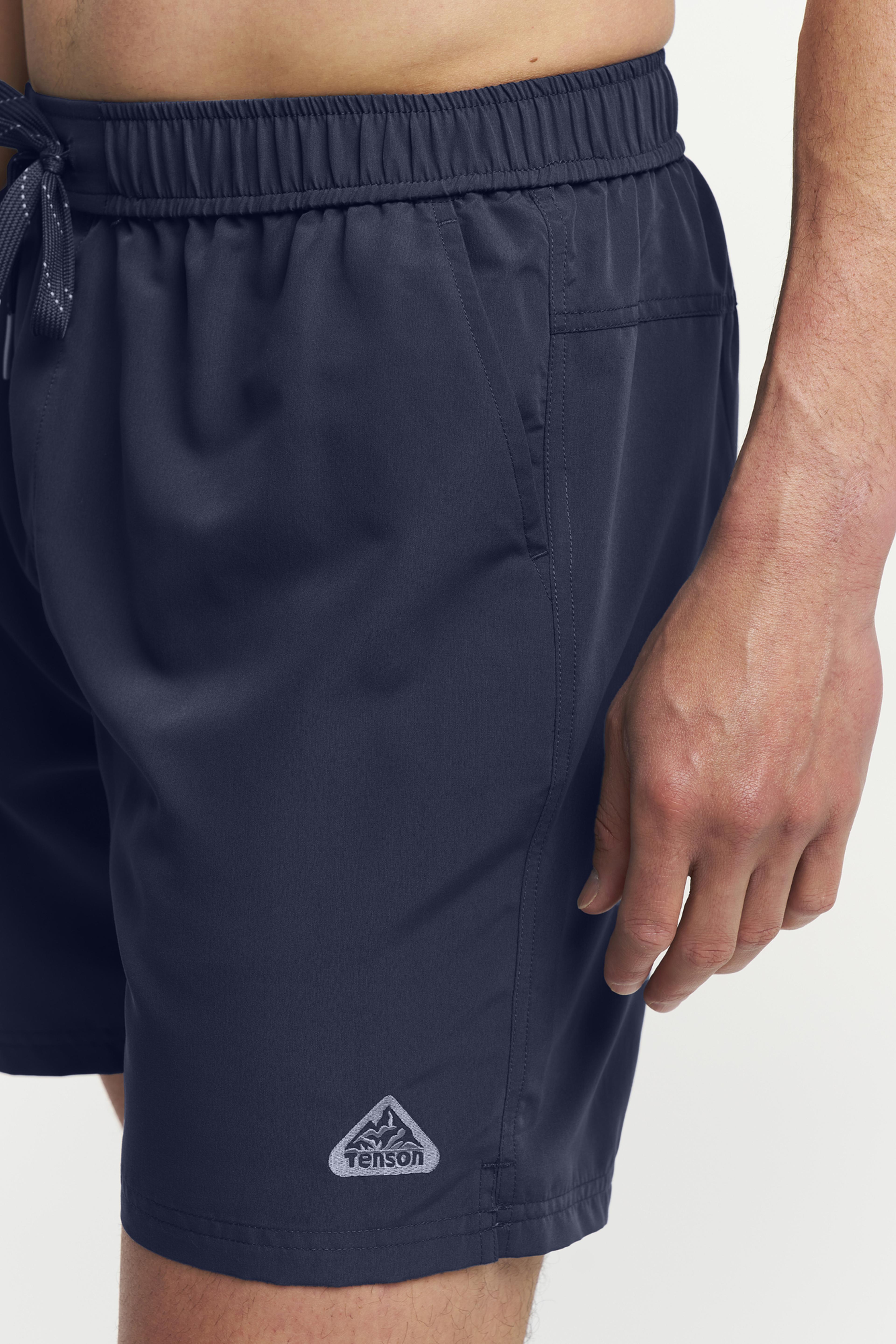 Ocean Swim Shorts Men, från Tenson, i färgen mörk marinblå. Klicka för att öppna bilden i stort format